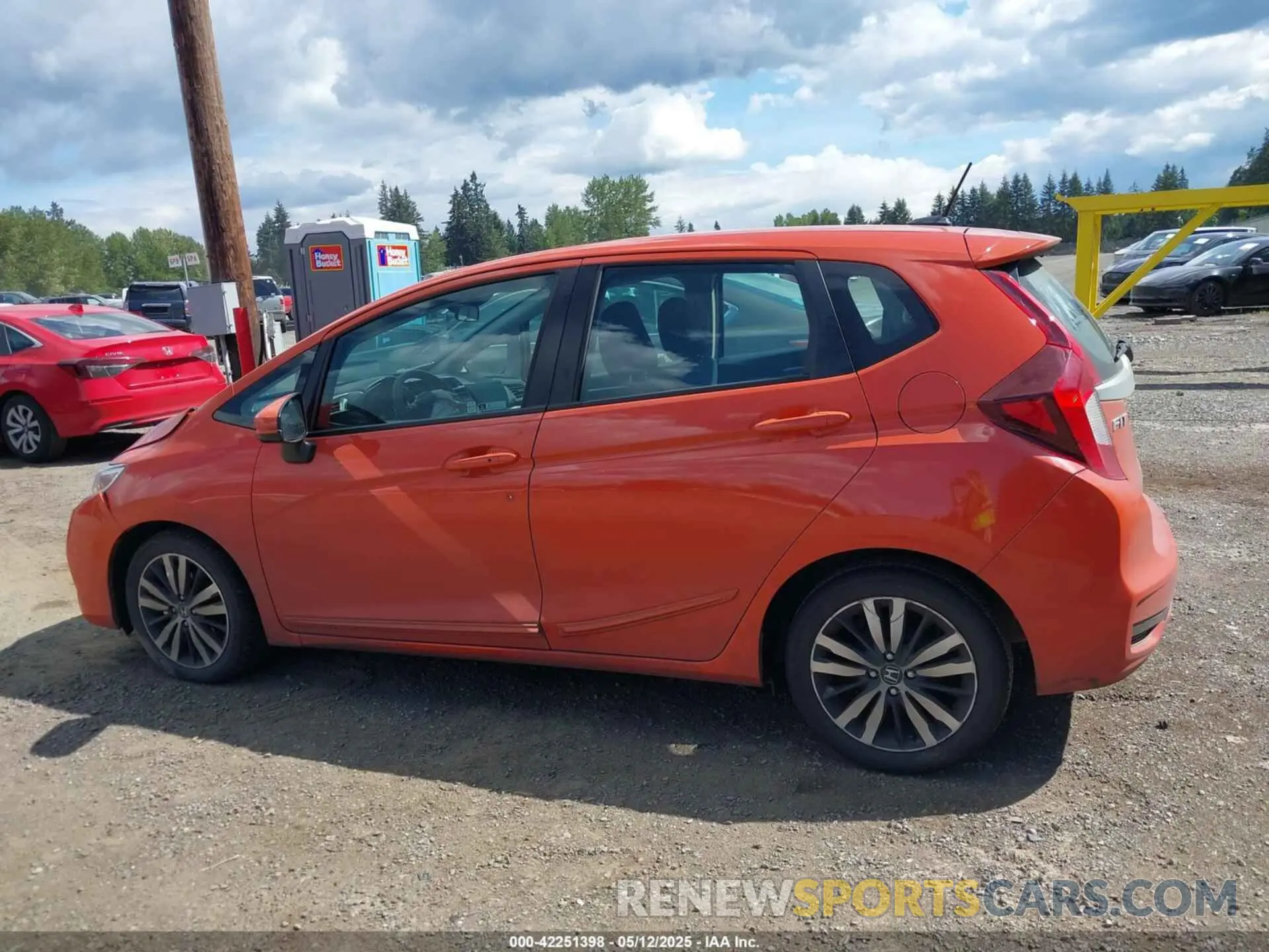 14 Photograph of a damaged car 3HGGK5H87KM722342 HONDA FIT 2019