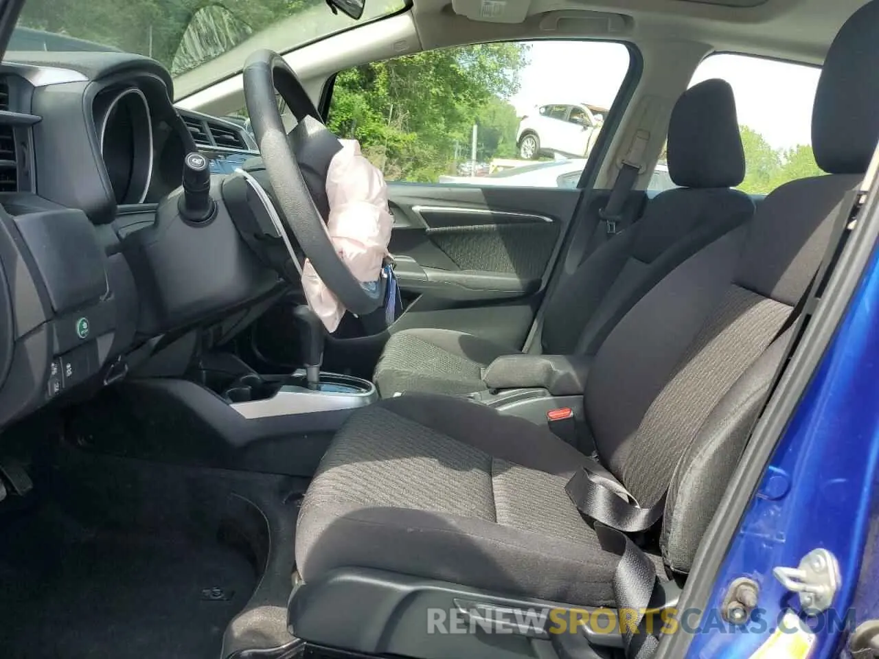 7 Photograph of a damaged car 3HGGK5H87KM745619 HONDA FIT 2019