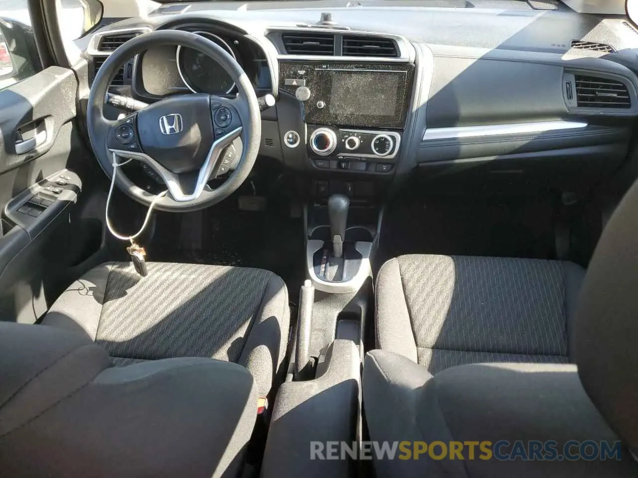 8 Photograph of a damaged car 3HGGK5H89KM747629 HONDA FIT 2019