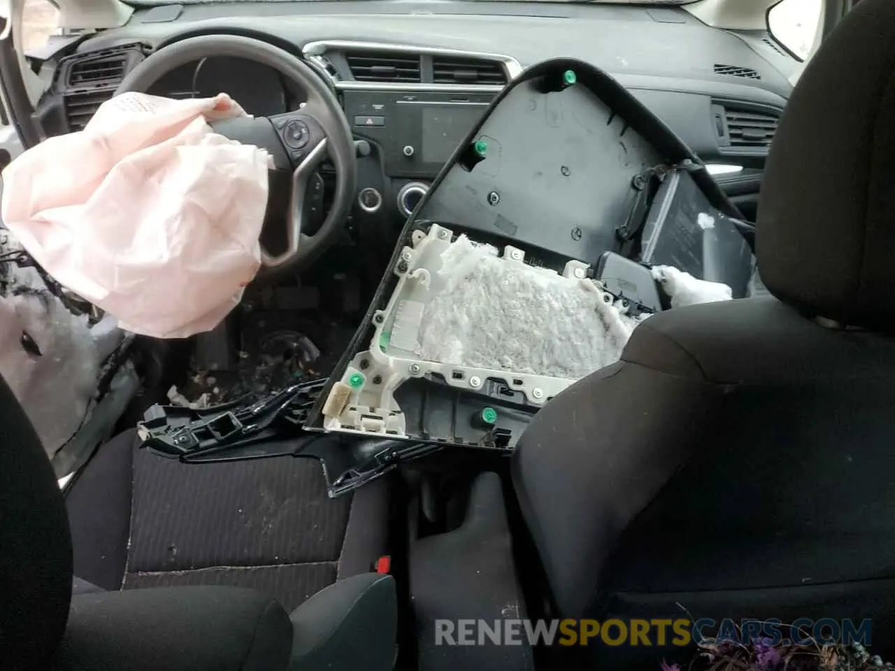 8 Photograph of a damaged car 3HGGK5H8XLM716679 HONDA FIT 2019