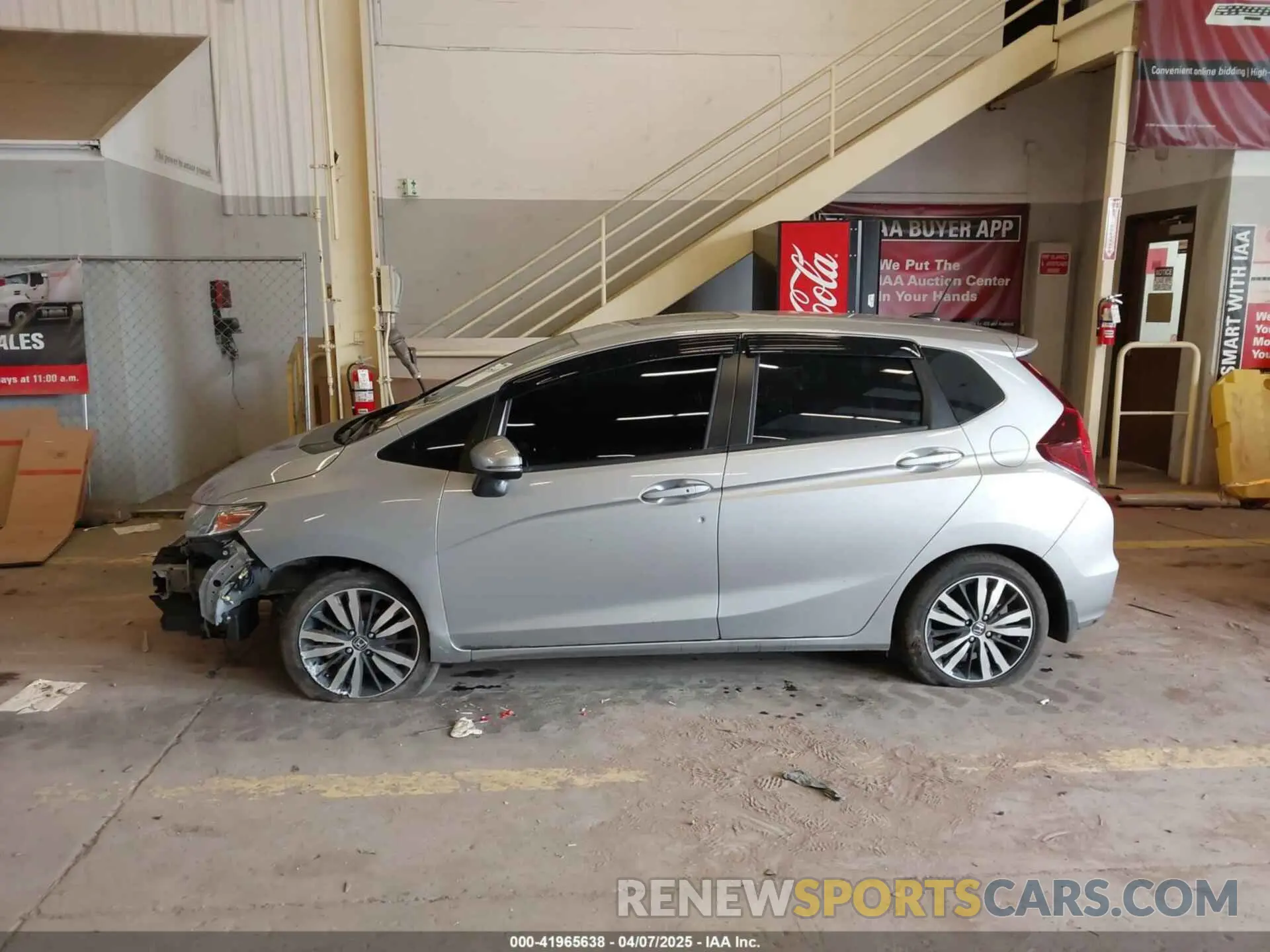 15 Photograph of a damaged car 3HGGK5H94KM734411 HONDA FIT 2019