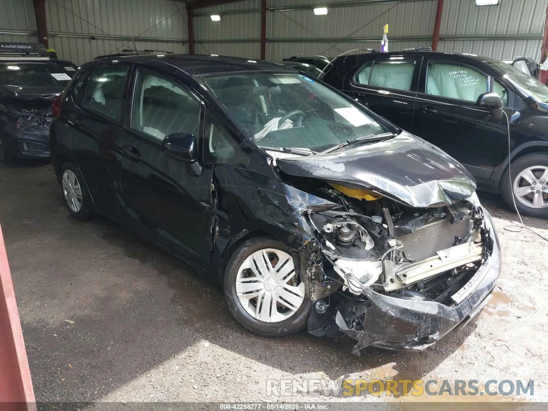 1 Photograph of a damaged car 3HGGK5H40LM709849 HONDA FIT 2020