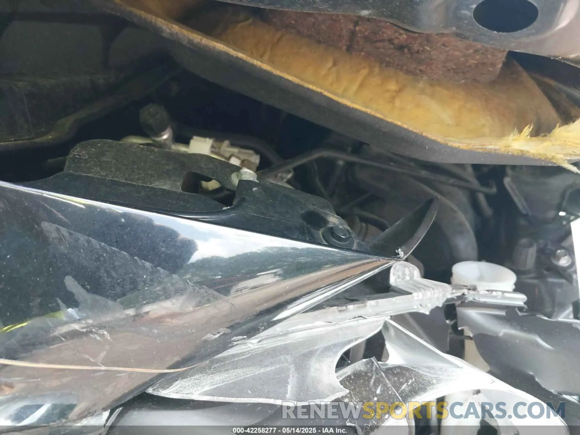 10 Photograph of a damaged car 3HGGK5H40LM709849 HONDA FIT 2020