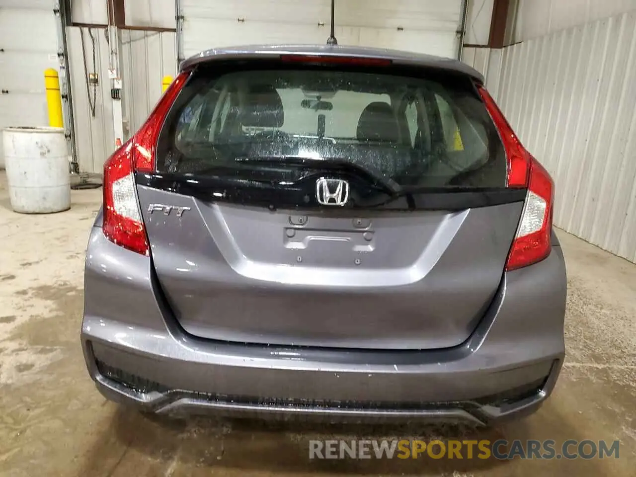6 Photograph of a damaged car 3HGGK5H40LM725758 HONDA FIT 2020