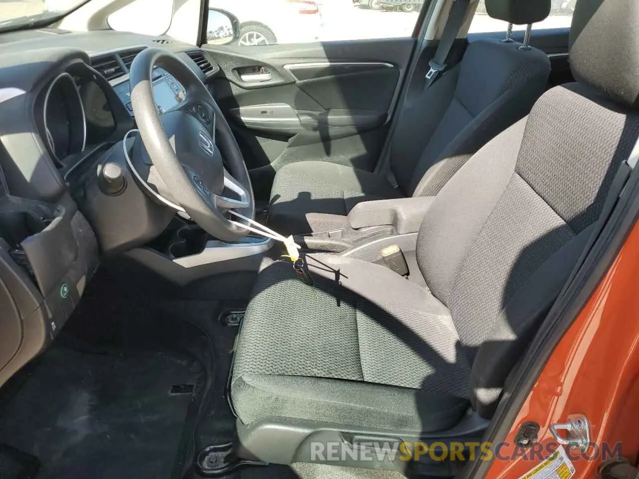 7 Photograph of a damaged car 3HGGK5H41LM706250 HONDA FIT 2020