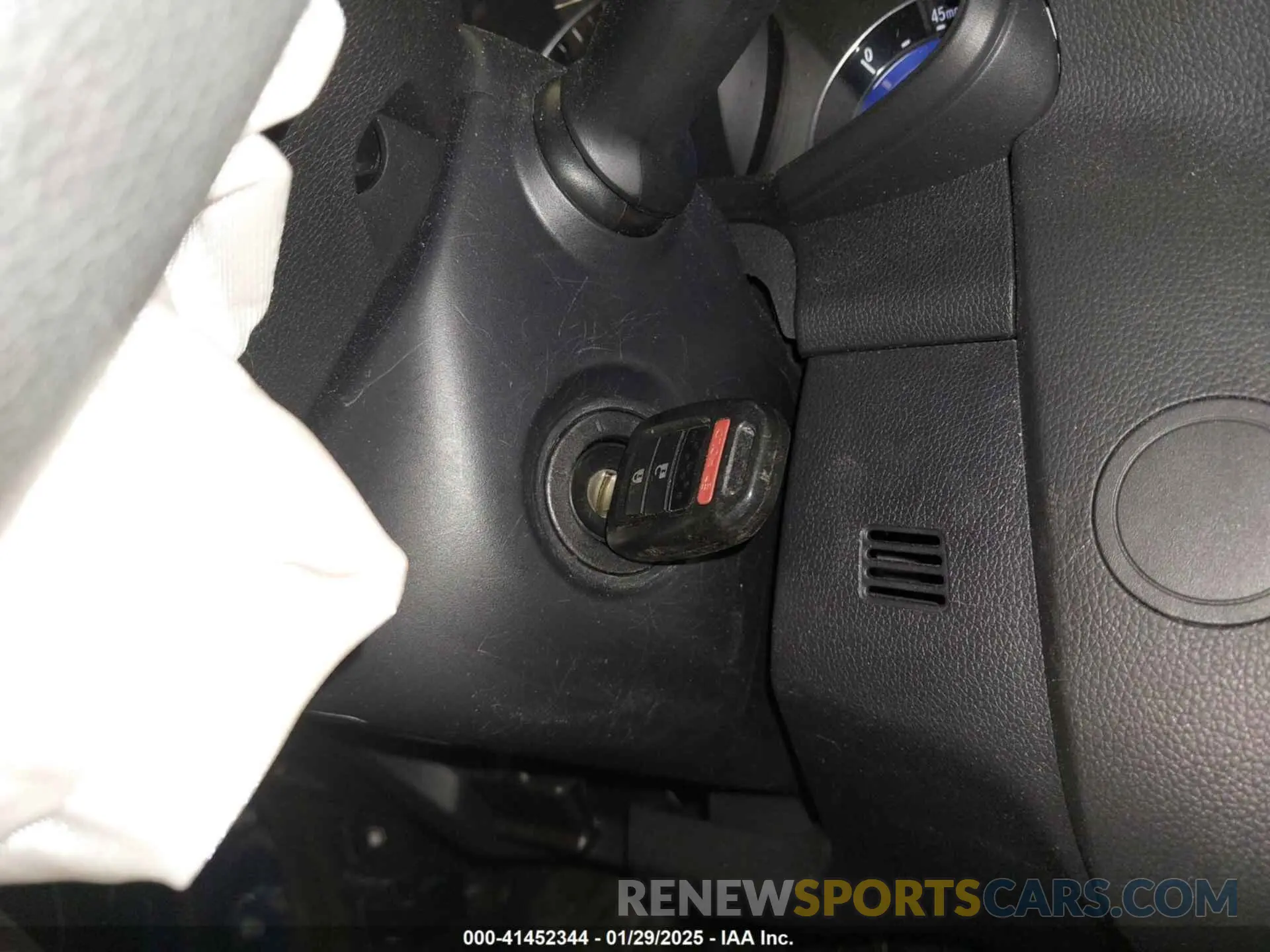 11 Photograph of a damaged car 3HGGK5H41LM718169 HONDA FIT 2020