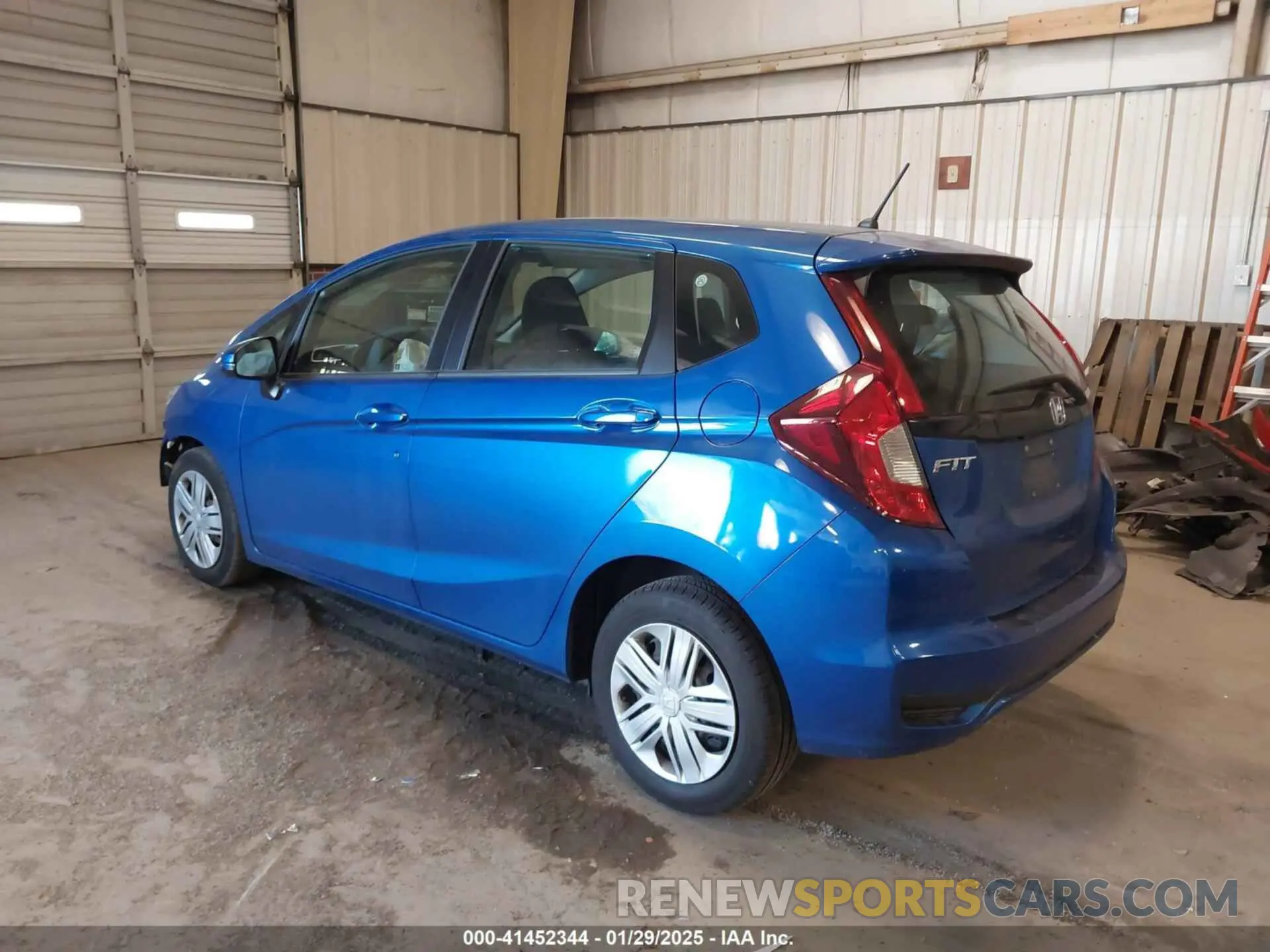 3 Photograph of a damaged car 3HGGK5H41LM718169 HONDA FIT 2020