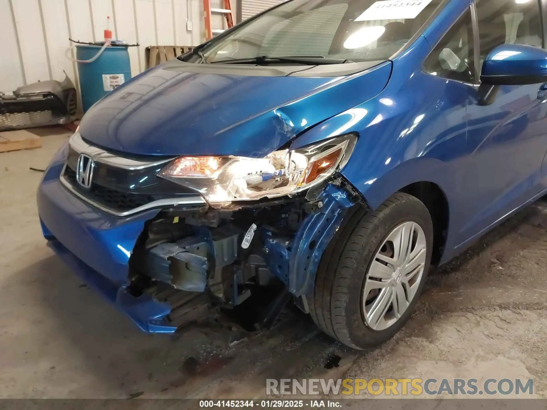 6 Photograph of a damaged car 3HGGK5H41LM718169 HONDA FIT 2020