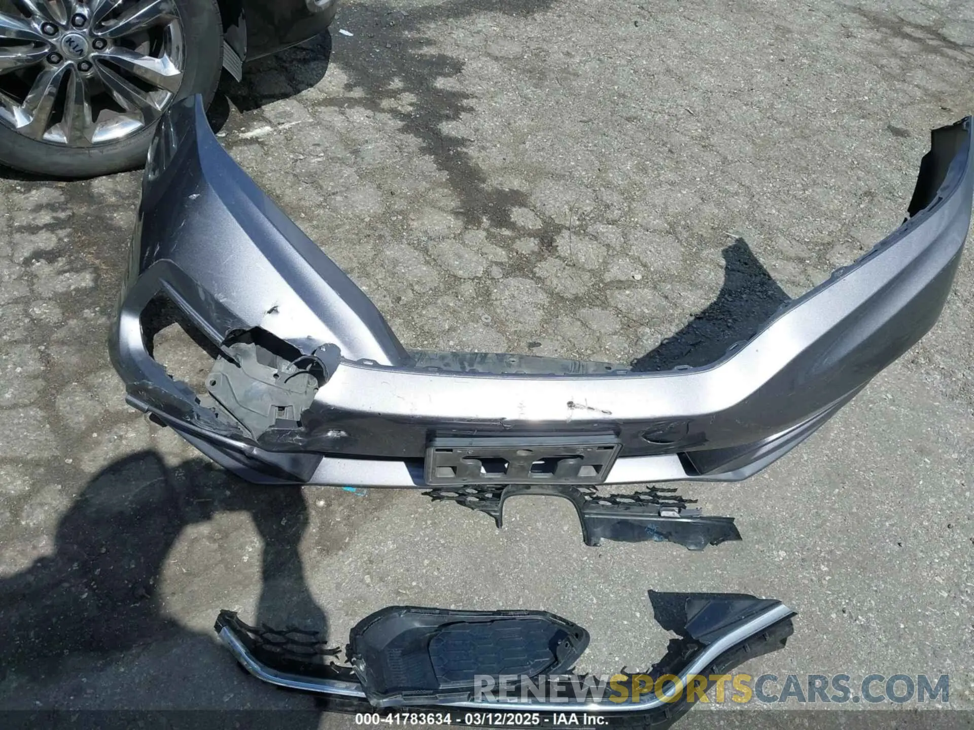 12 Photograph of a damaged car 3HGGK5H42LM715457 HONDA FIT 2020