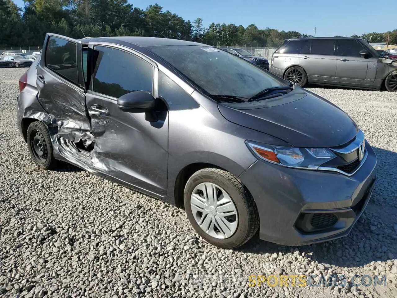 4 Photograph of a damaged car 3HGGK5H42LM724725 HONDA FIT 2020