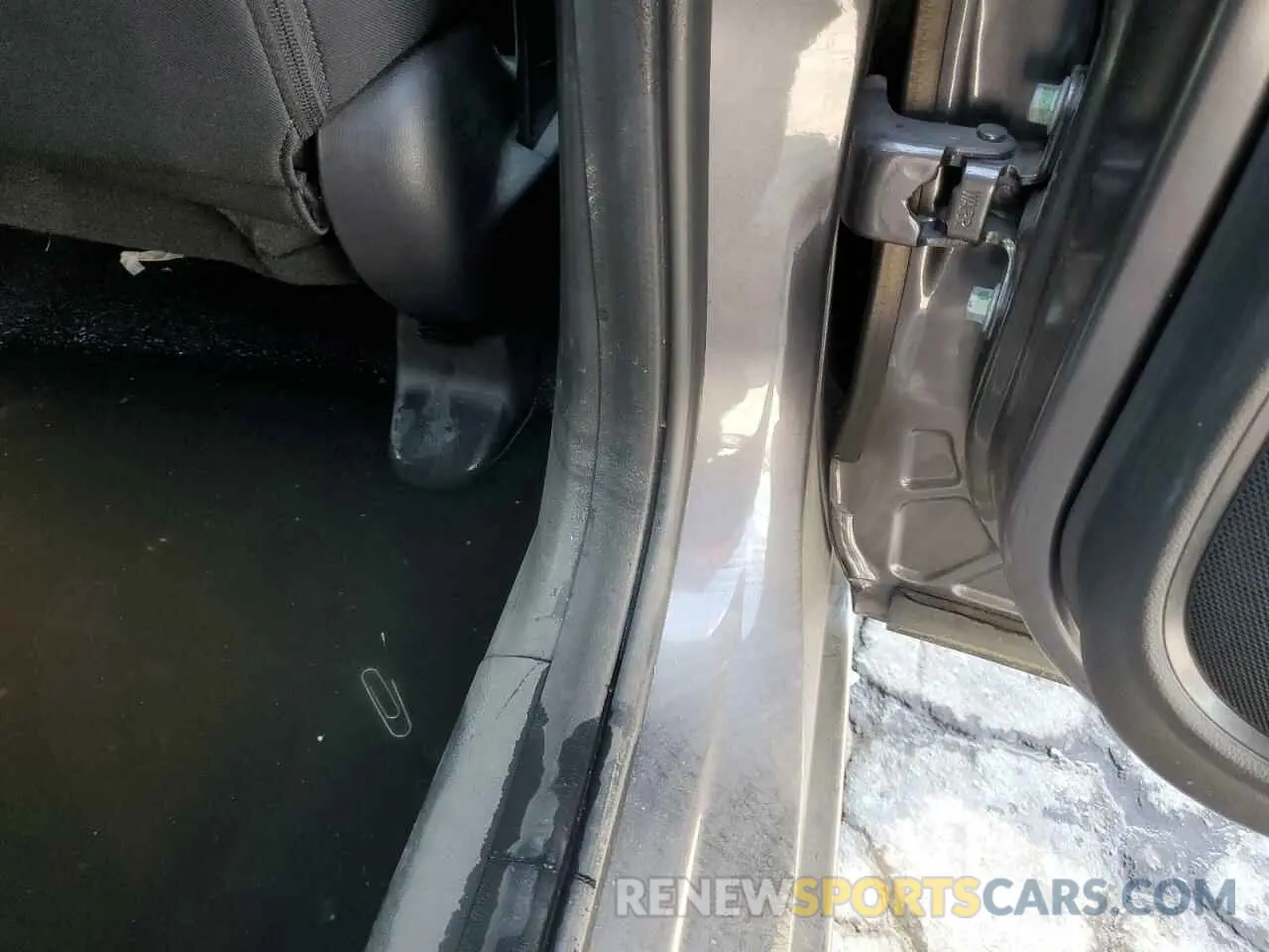 12 Photograph of a damaged car 3HGGK5H42LM725762 HONDA FIT 2020