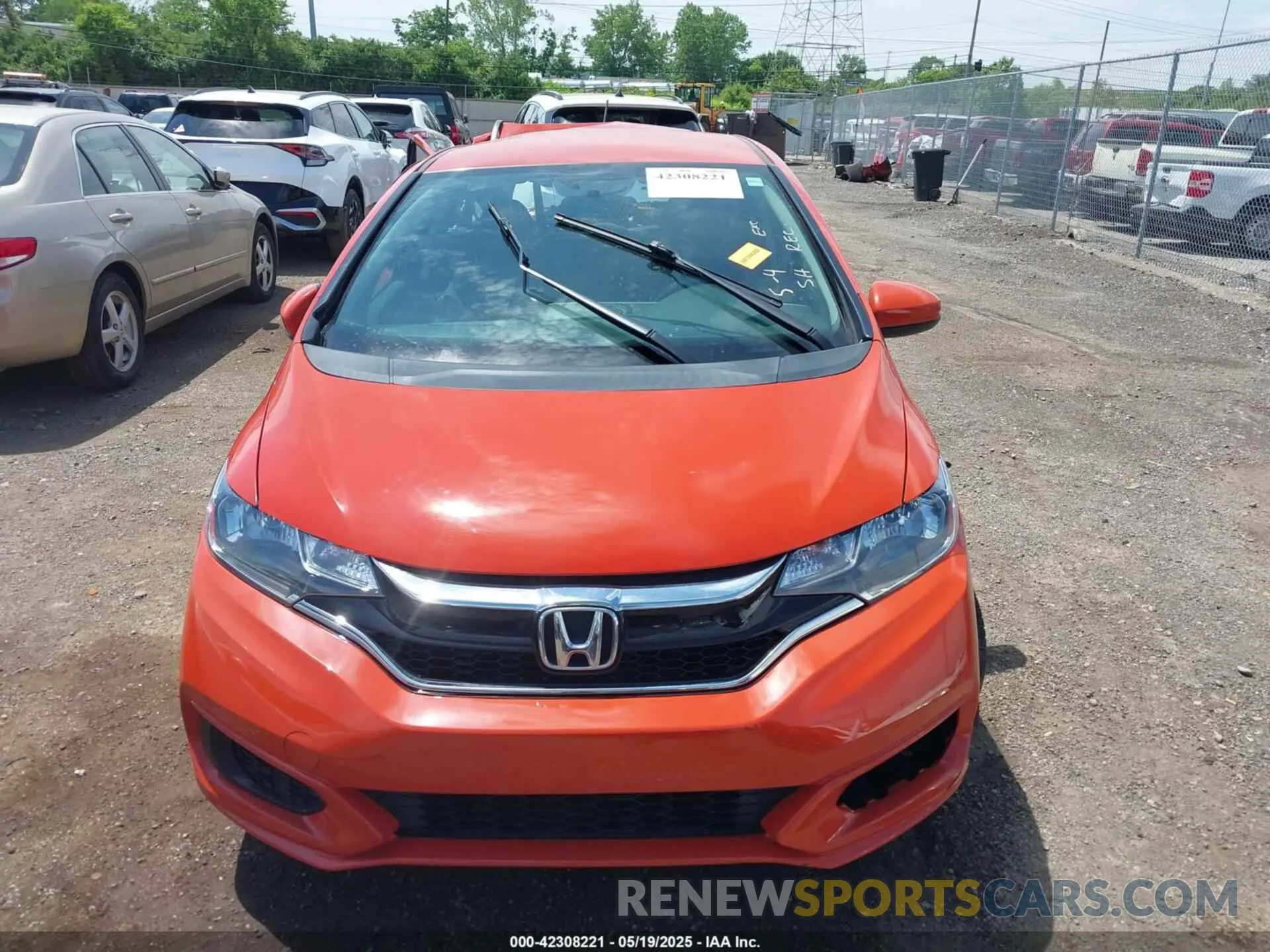 12 Photograph of a damaged car 3HGGK5H42LM727687 HONDA FIT 2020