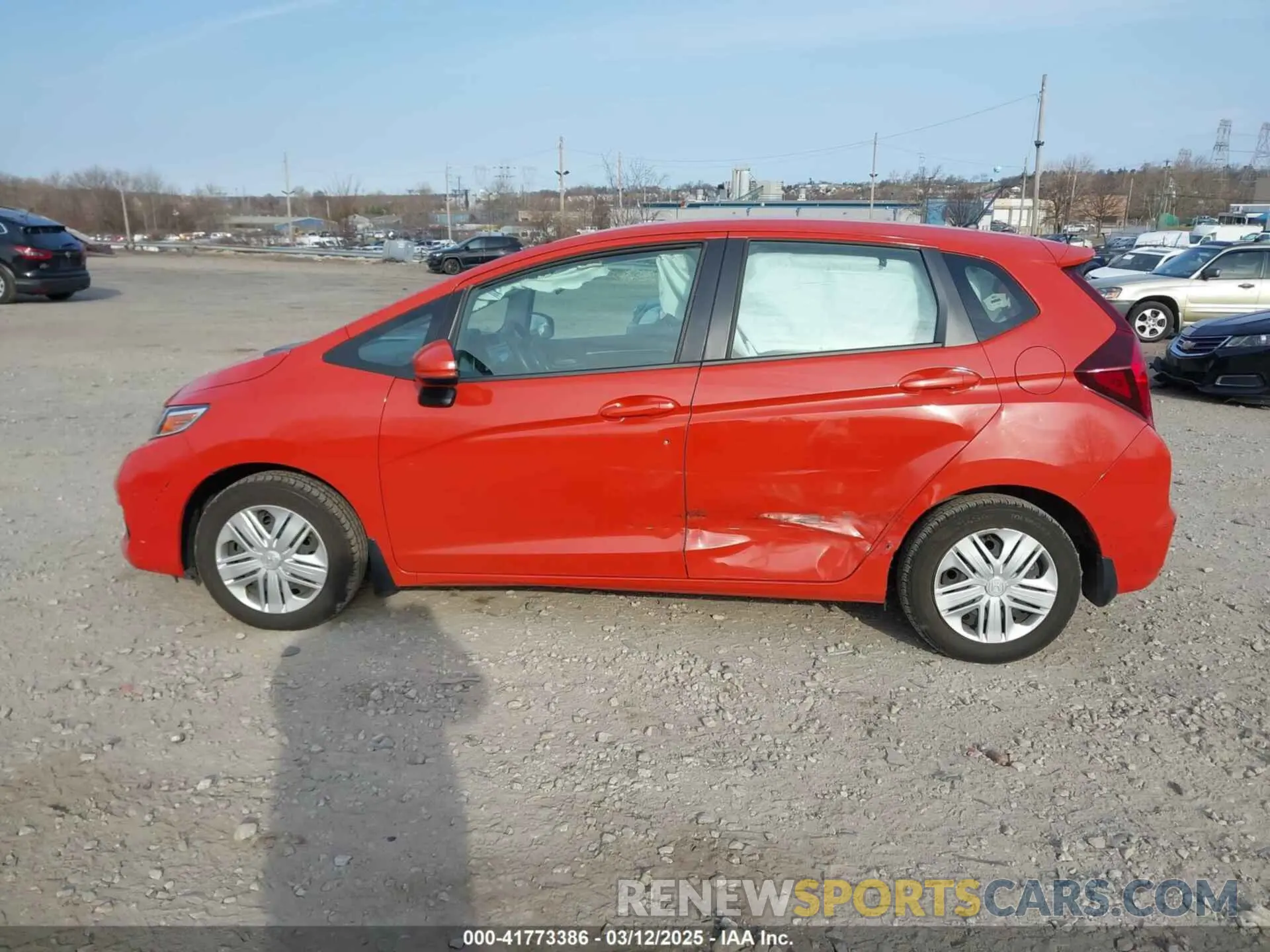 13 Photograph of a damaged car 3HGGK5H43LM706265 HONDA FIT 2020