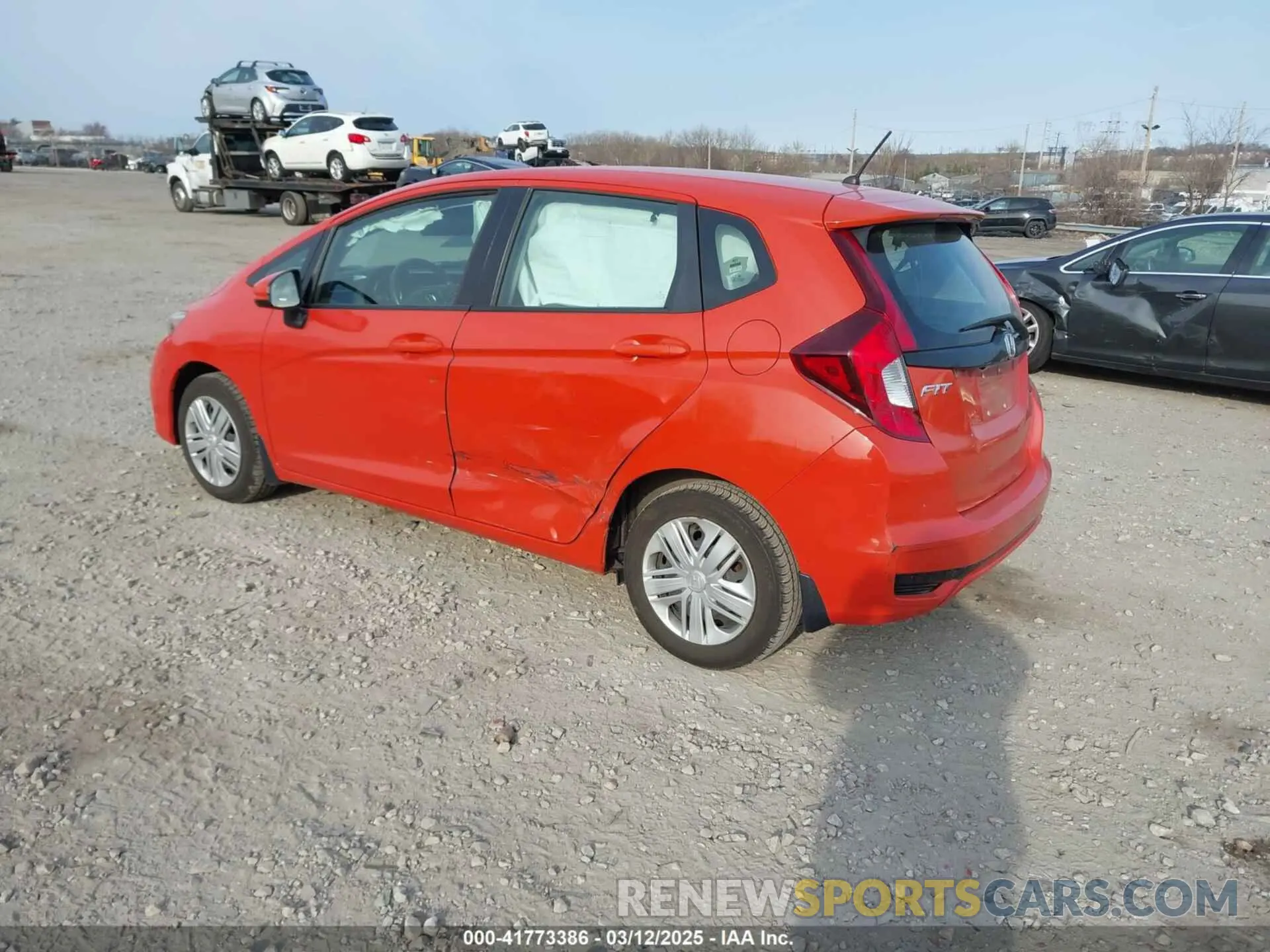 3 Photograph of a damaged car 3HGGK5H43LM706265 HONDA FIT 2020