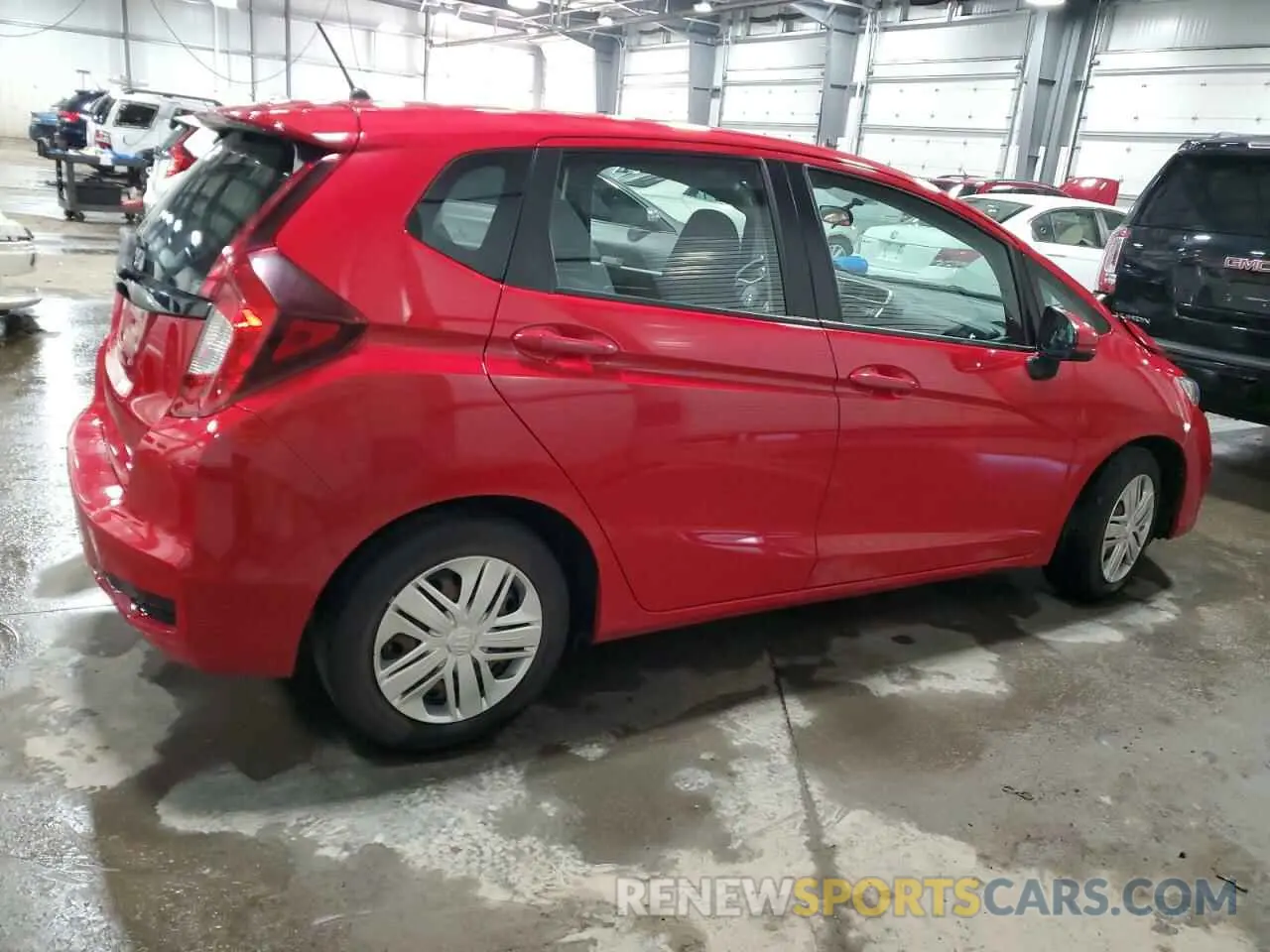 3 Photograph of a damaged car 3HGGK5H43LM712275 HONDA FIT 2020