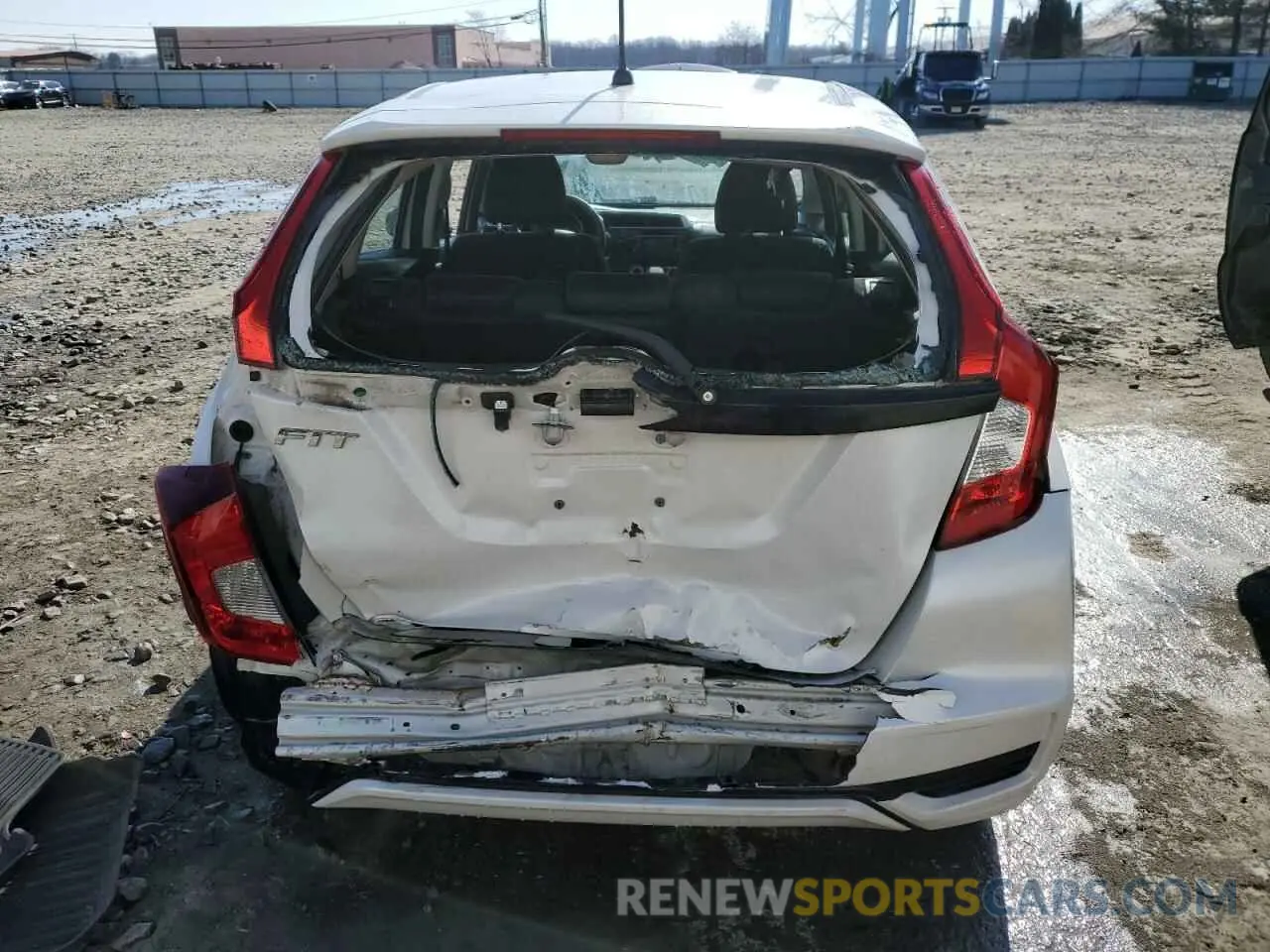 6 Photograph of a damaged car 3HGGK5H44LM717579 HONDA FIT 2020