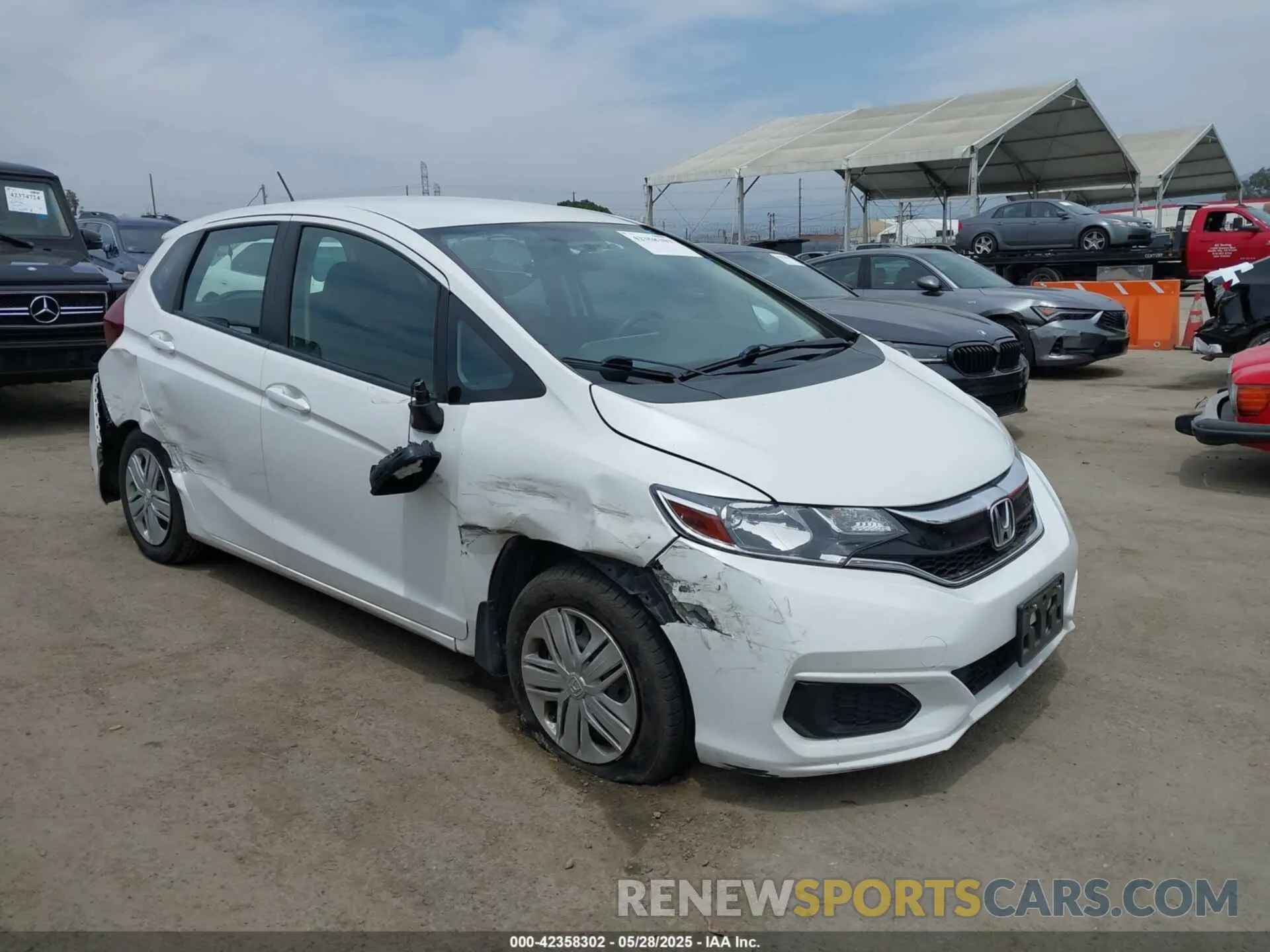 1 Photograph of a damaged car 3HGGK5H44LM718313 HONDA FIT 2020