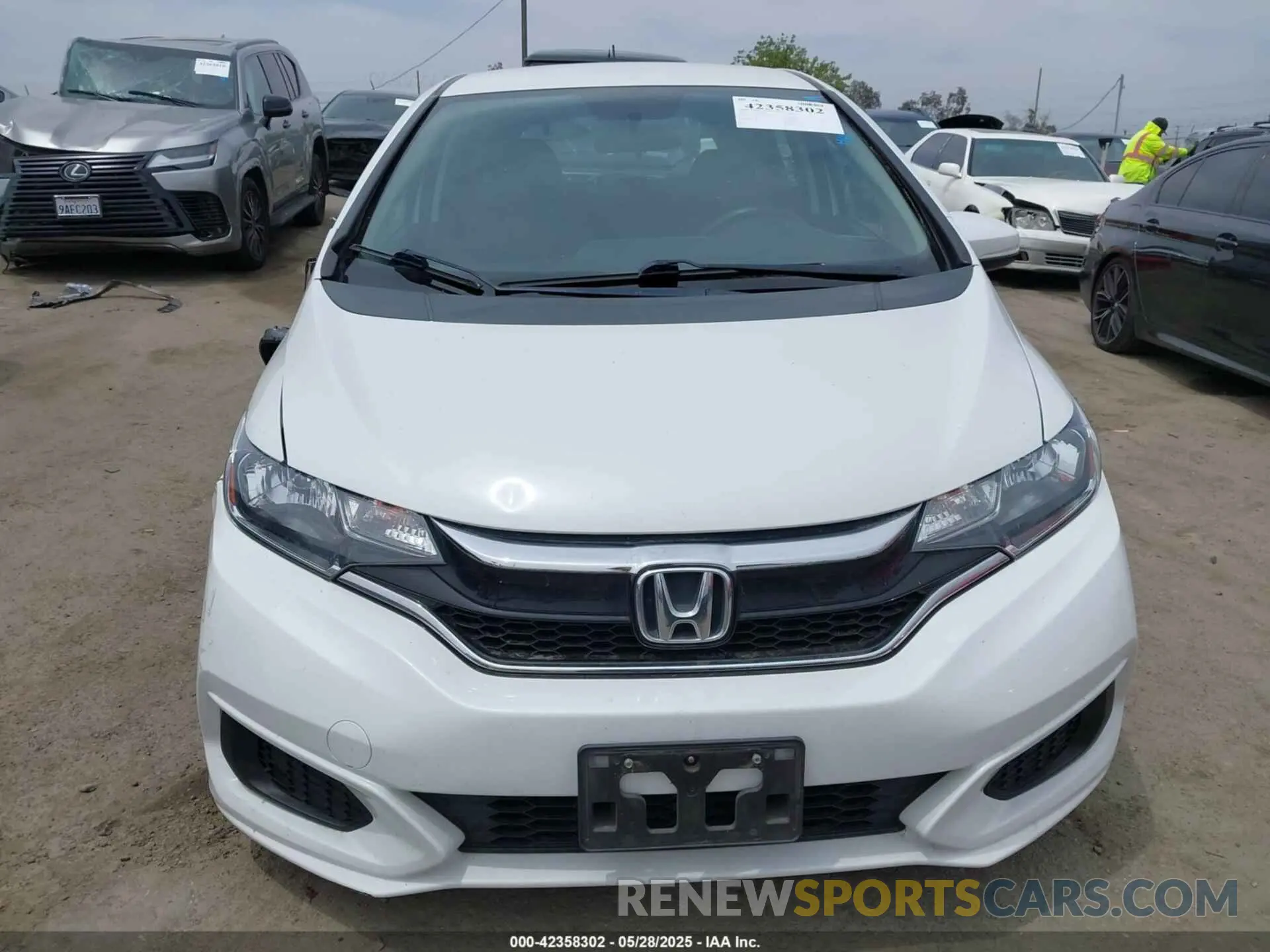 12 Photograph of a damaged car 3HGGK5H44LM718313 HONDA FIT 2020