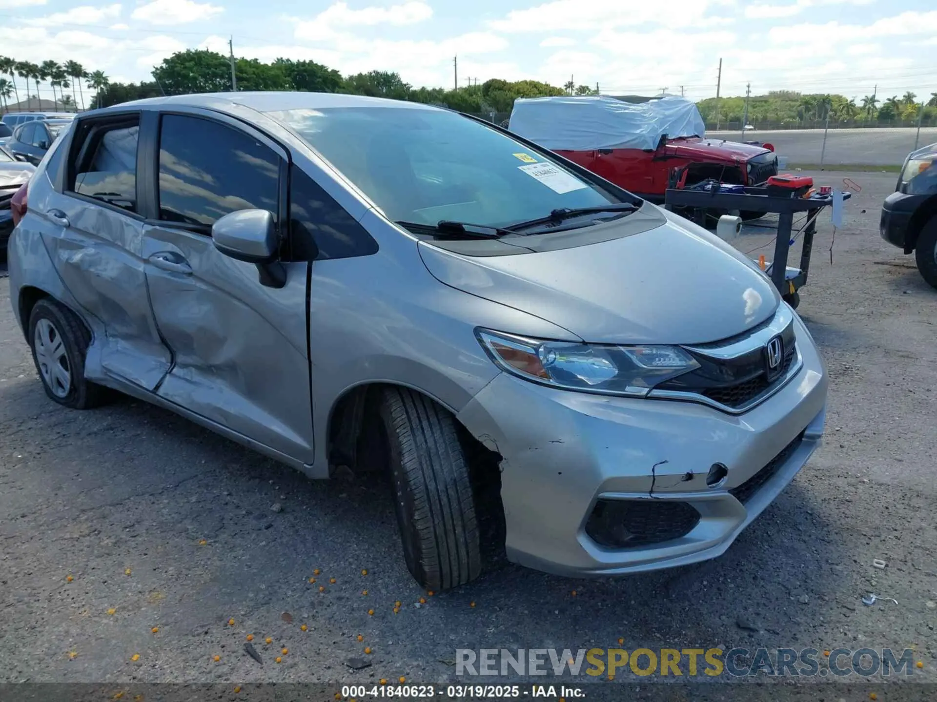 1 Photograph of a damaged car 3HGGK5H44LM729036 HONDA FIT 2020