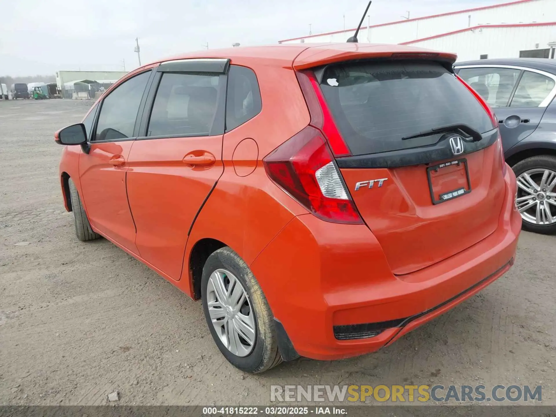 3 Photograph of a damaged car 3HGGK5H45LM710897 HONDA FIT 2020