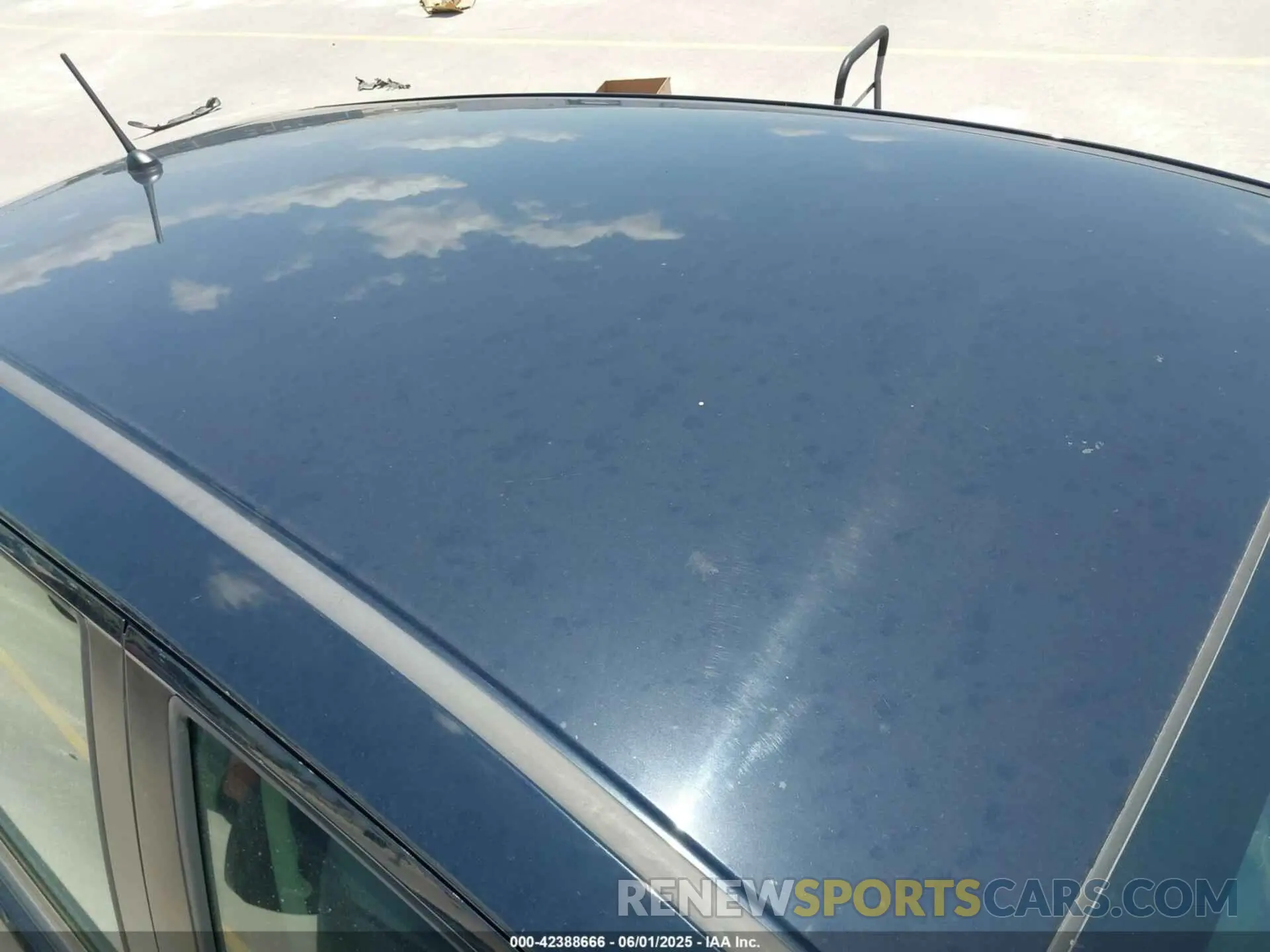 16 Photograph of a damaged car 3HGGK5H45LM733449 HONDA FIT 2020