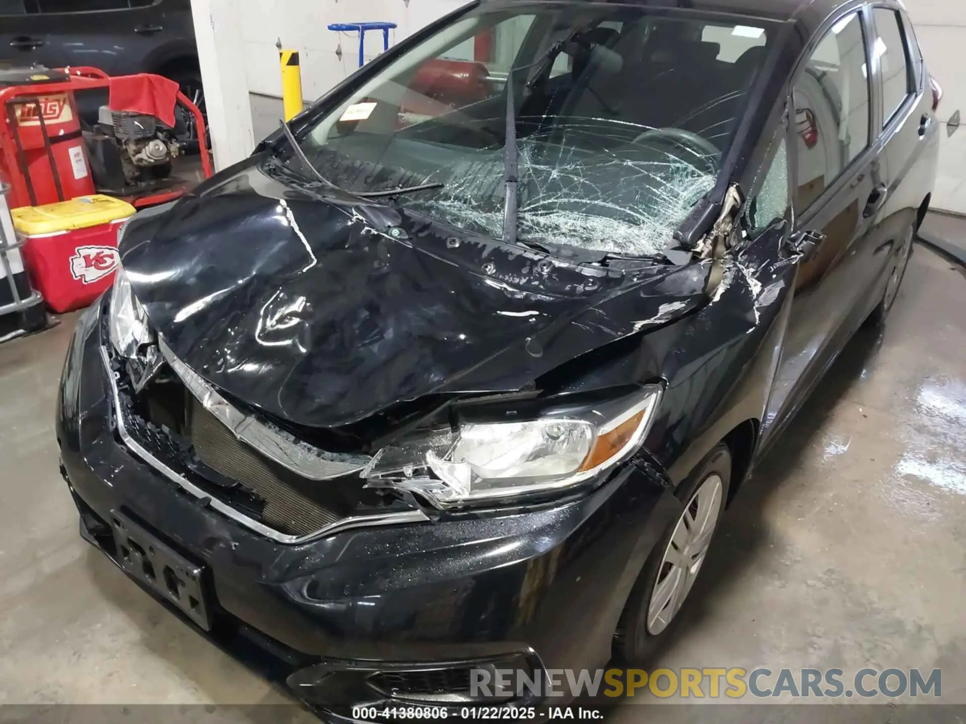 6 Photograph of a damaged car 3HGGK5H46LM704963 HONDA FIT 2020