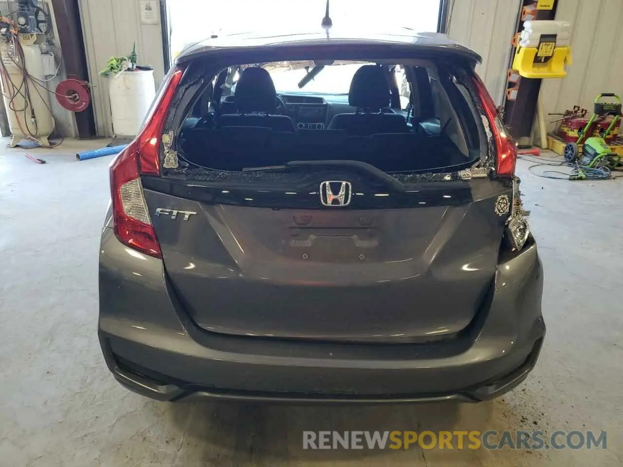 6 Photograph of a damaged car 3HGGK5H46LM710780 HONDA FIT 2020