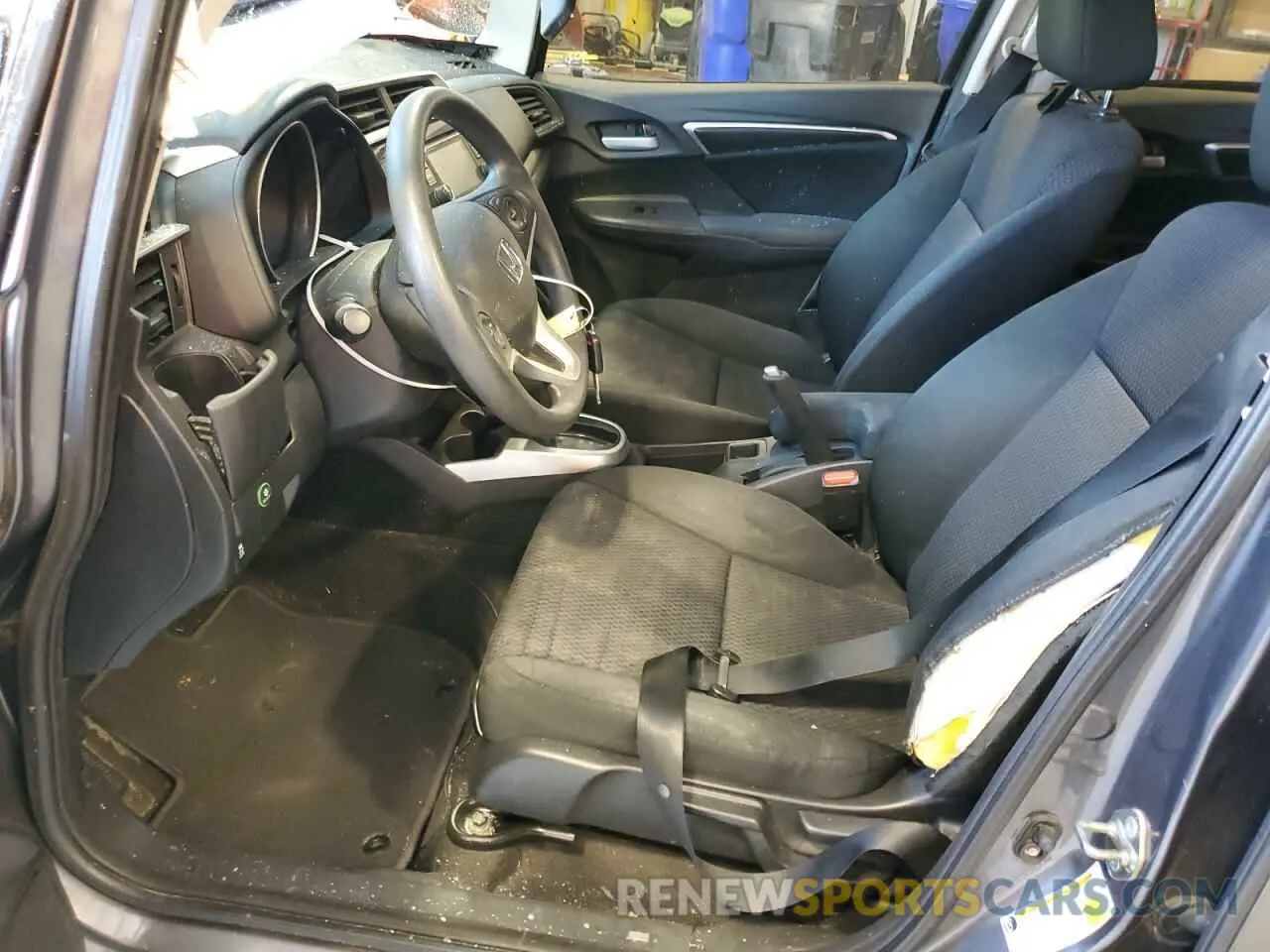 7 Photograph of a damaged car 3HGGK5H46LM710780 HONDA FIT 2020
