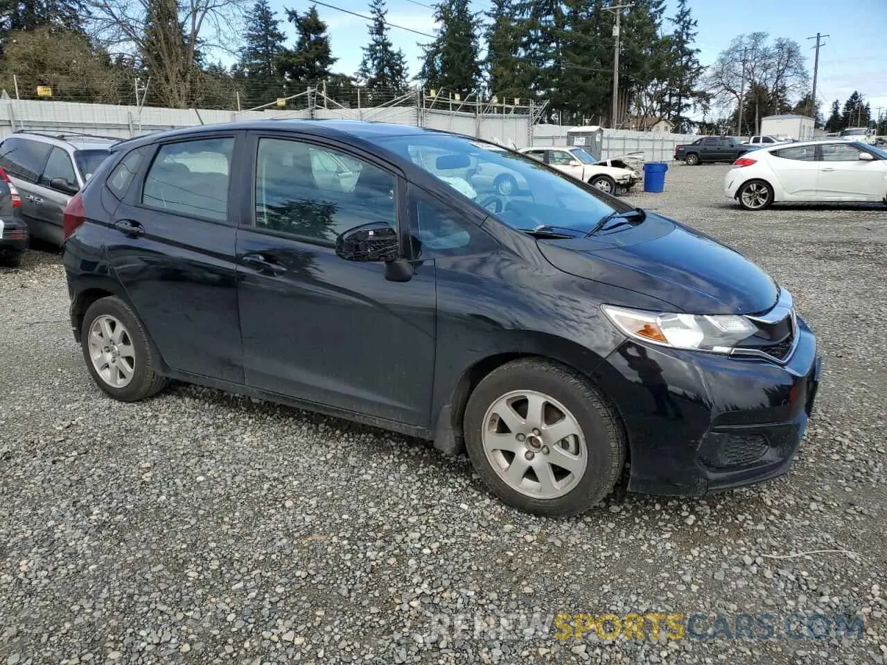4 Photograph of a damaged car 3HGGK5H46LM712030 HONDA FIT 2020