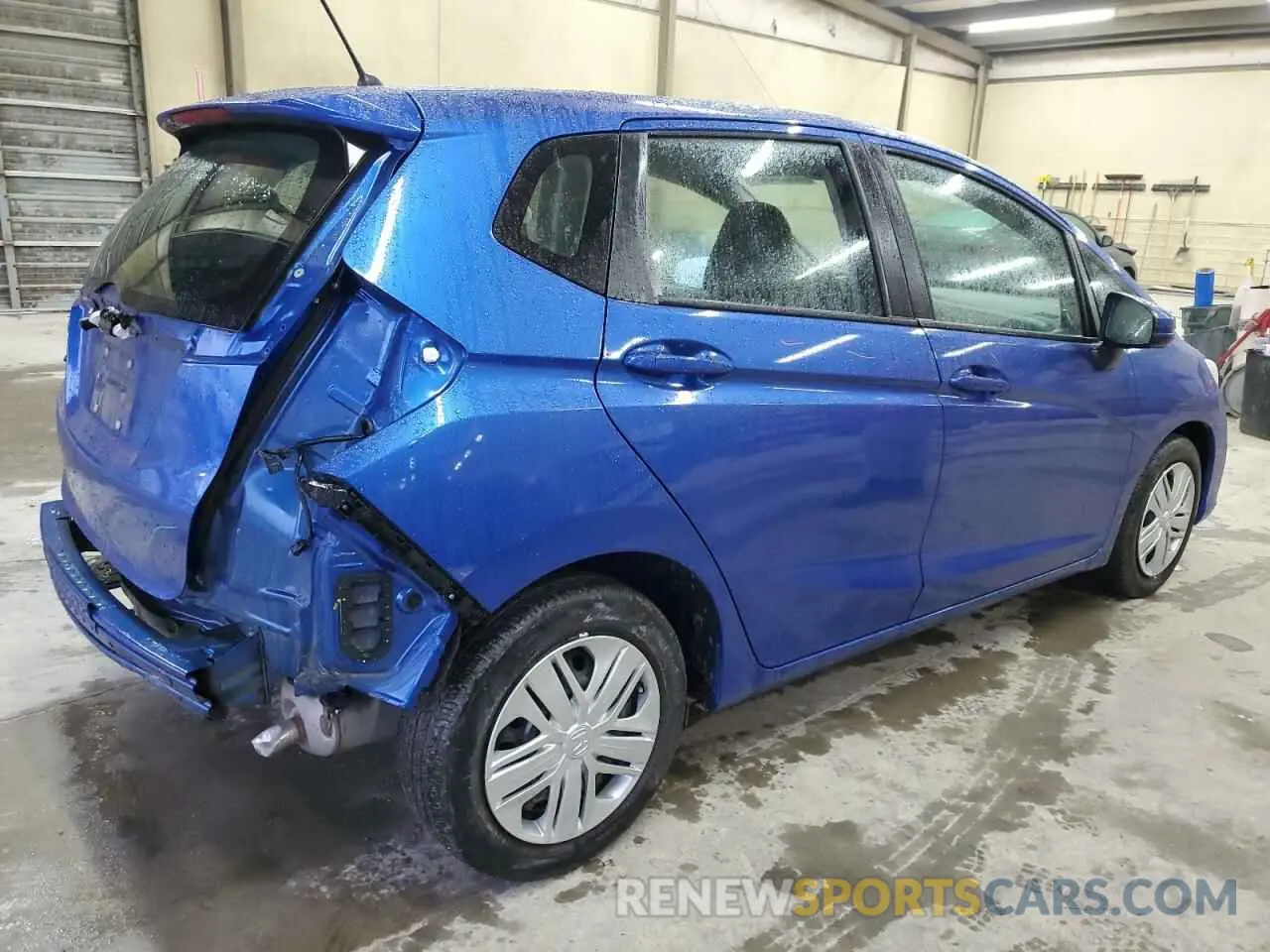 3 Photograph of a damaged car 3HGGK5H46LM716983 HONDA FIT 2020