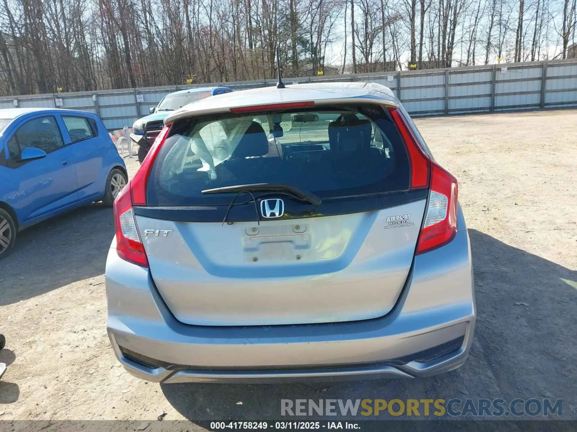 16 Photograph of a damaged car 3HGGK5H46LM725957 HONDA FIT 2020