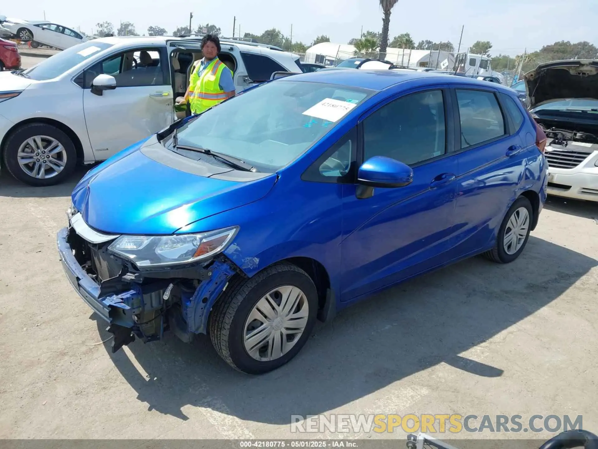 2 Photograph of a damaged car 3HGGK5H47LM711291 HONDA FIT 2020