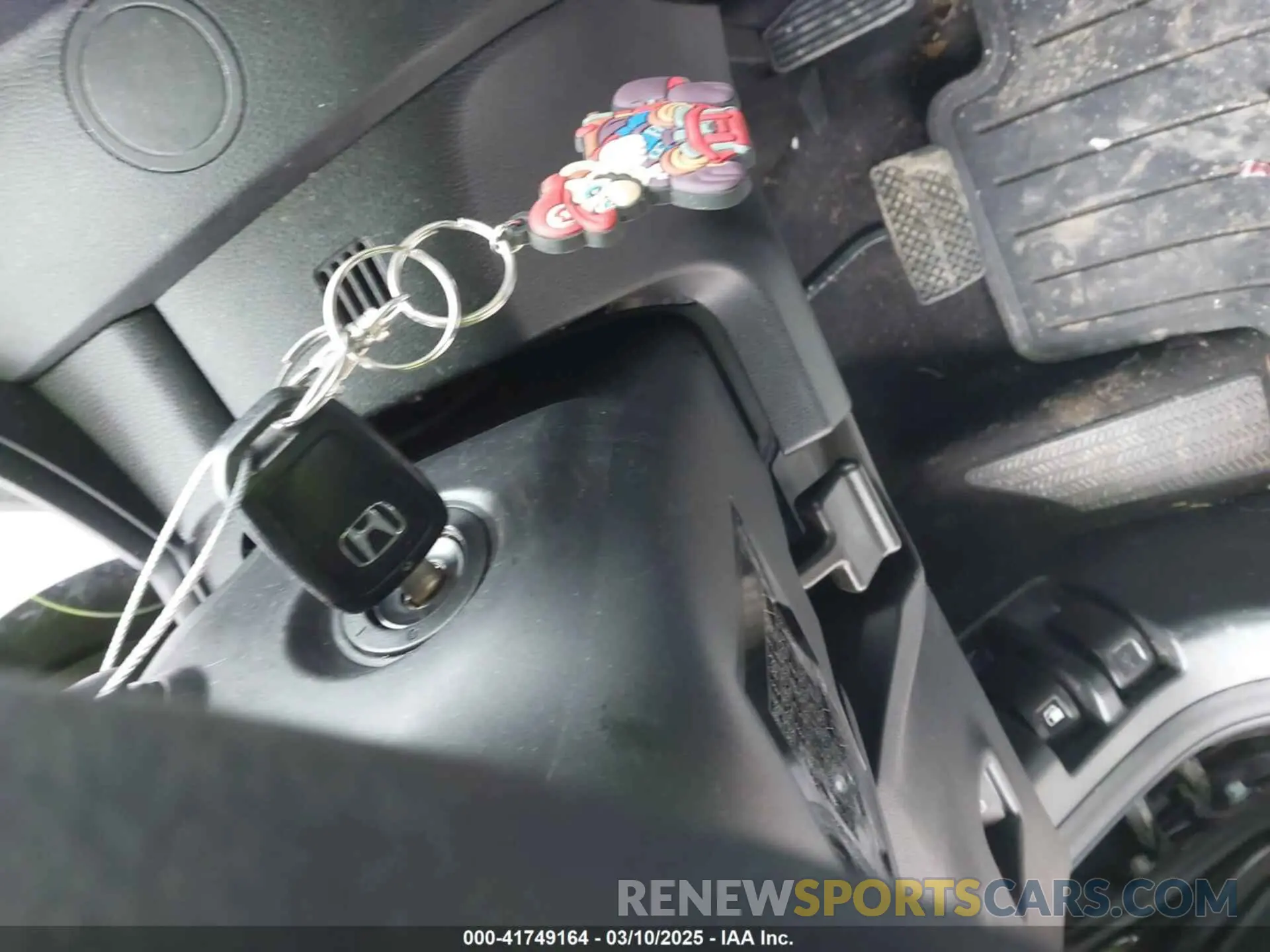 11 Photograph of a damaged car 3HGGK5H47LM721092 HONDA FIT 2020