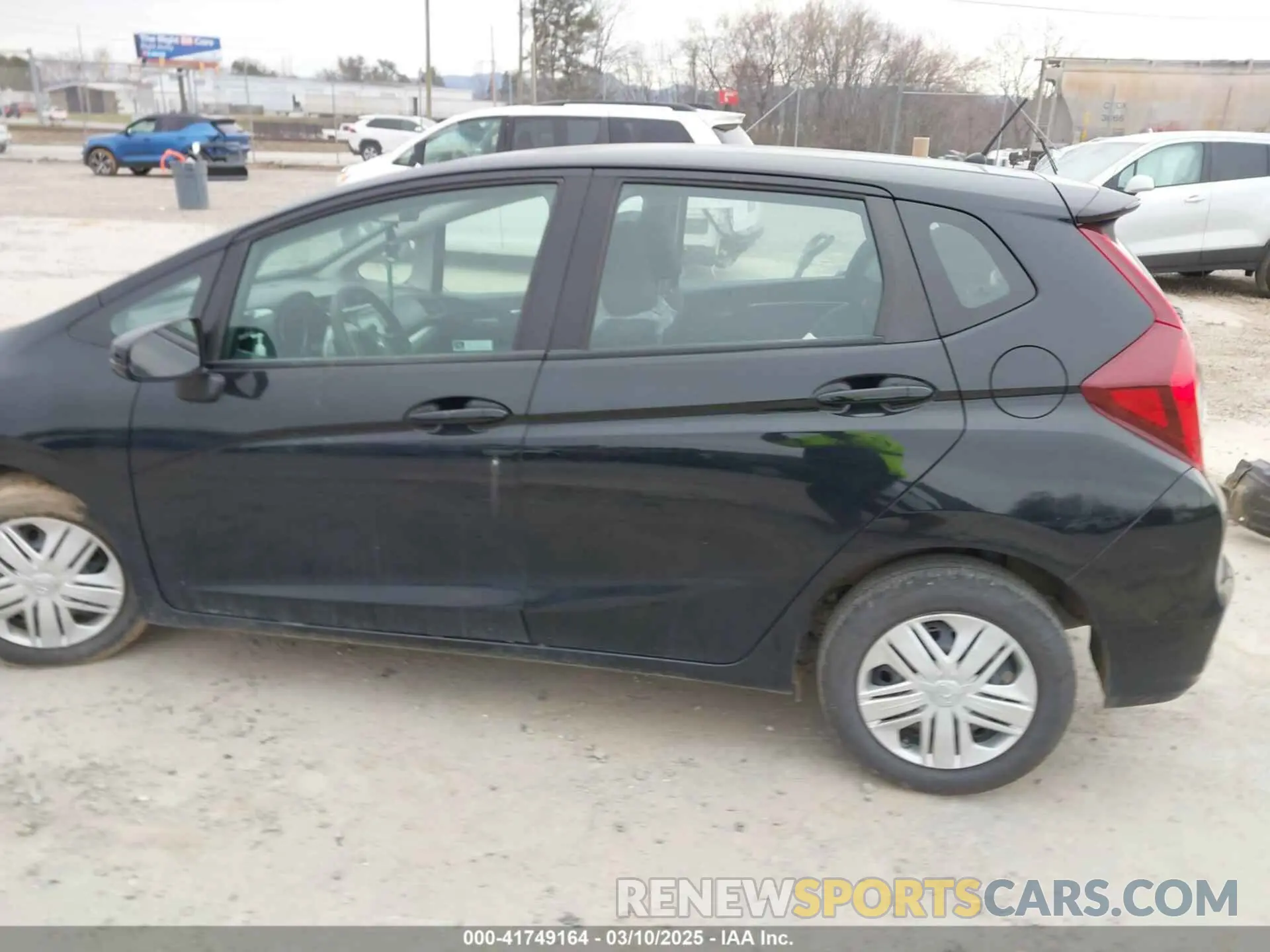 15 Photograph of a damaged car 3HGGK5H47LM721092 HONDA FIT 2020