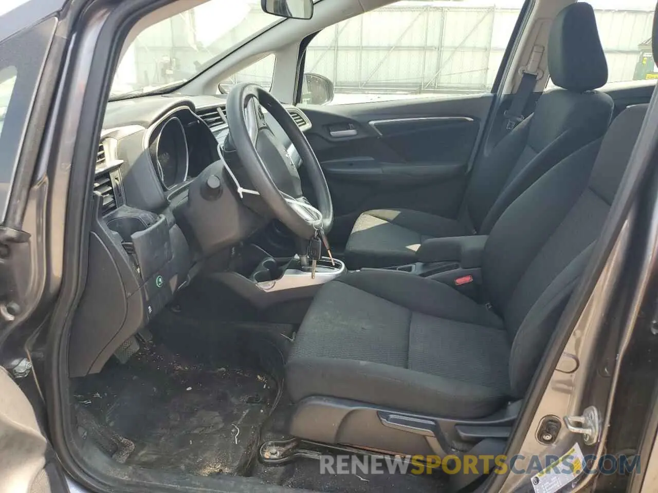 7 Photograph of a damaged car 3HGGK5H47LM732724 HONDA FIT 2020