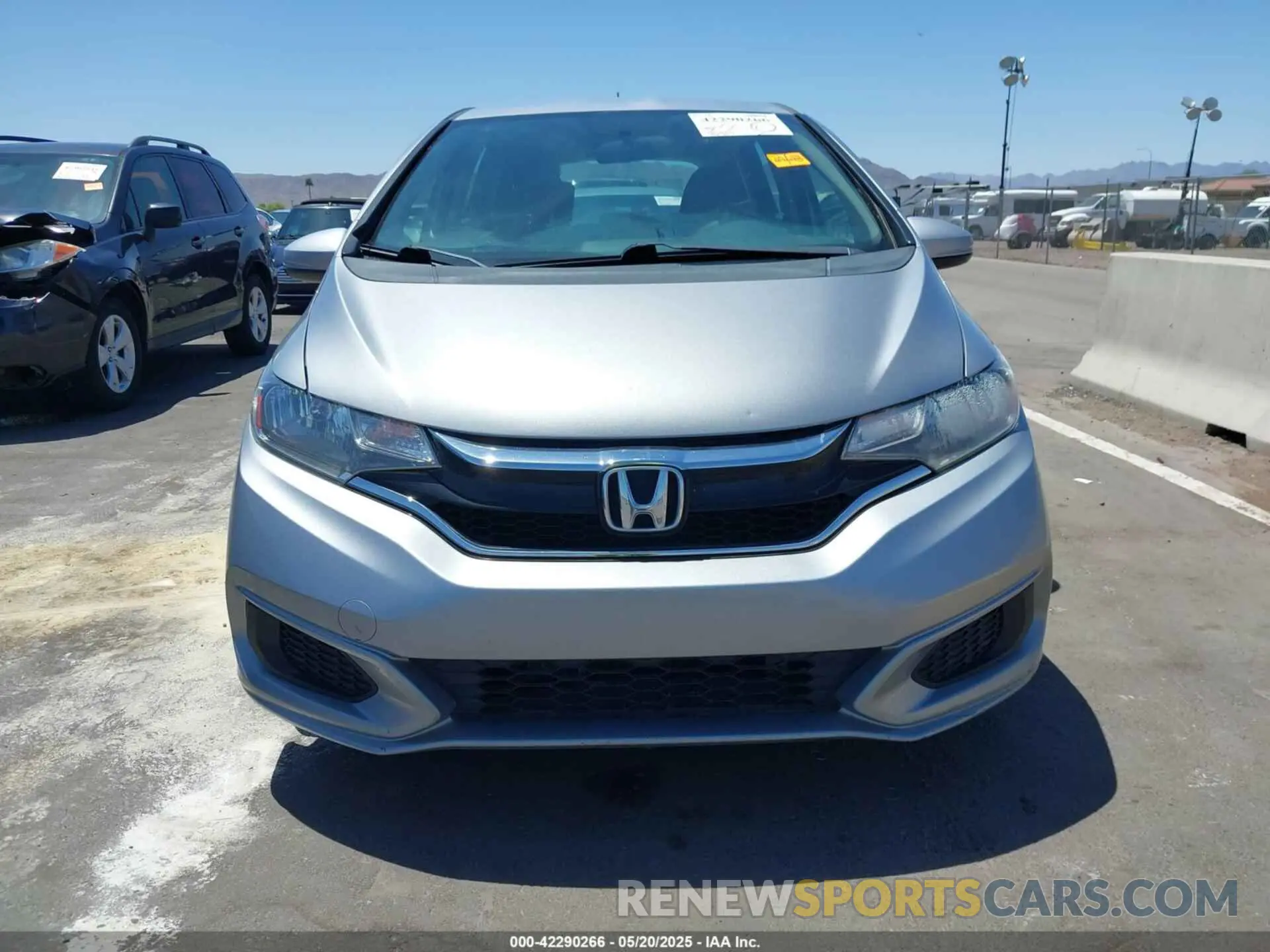 13 Photograph of a damaged car 3HGGK5H48LM700879 HONDA FIT 2020