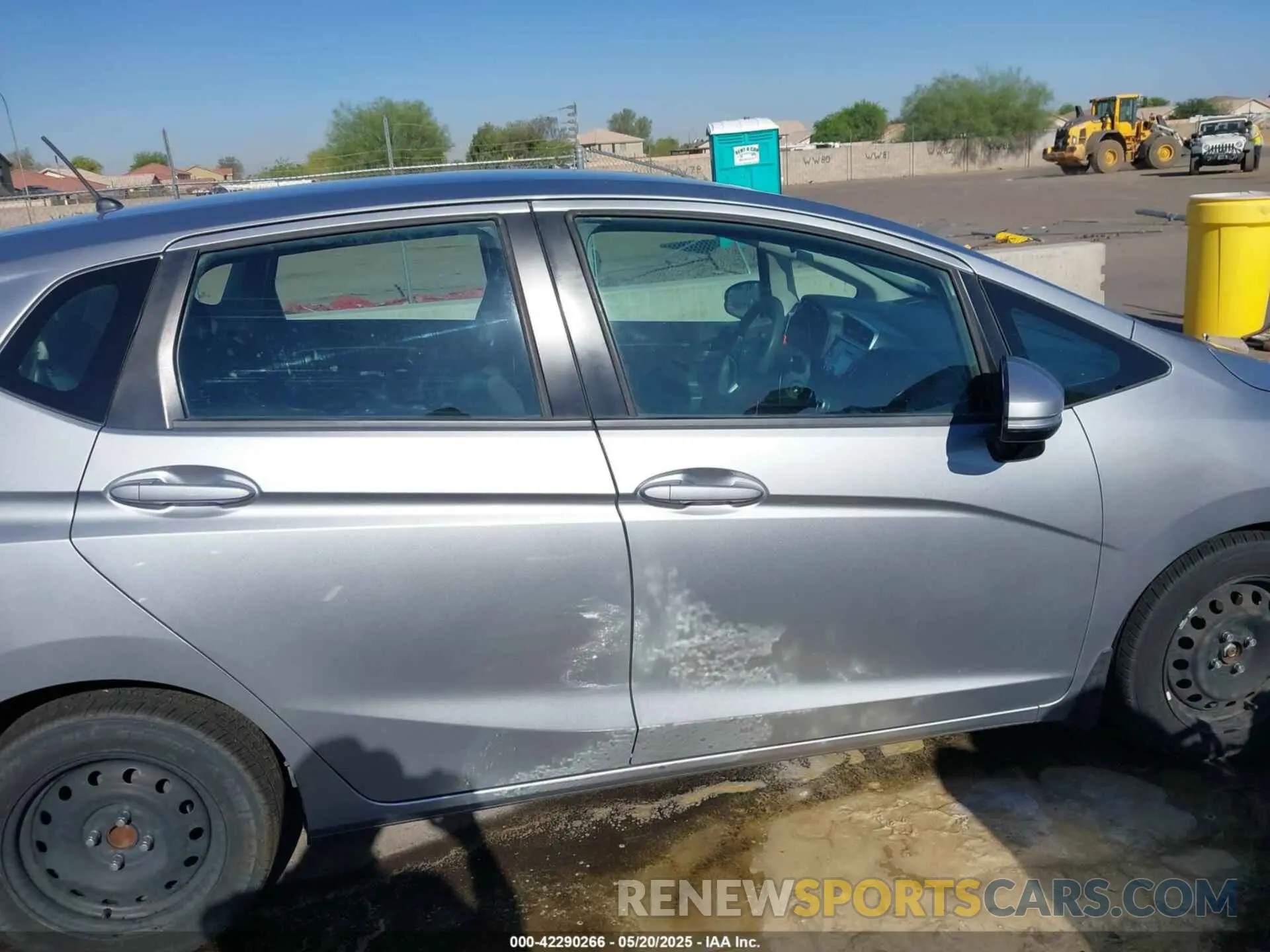 14 Photograph of a damaged car 3HGGK5H48LM700879 HONDA FIT 2020