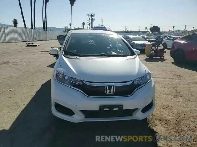 11 Photograph of a damaged car 3HGGK5H48LM711123 HONDA FIT 2020