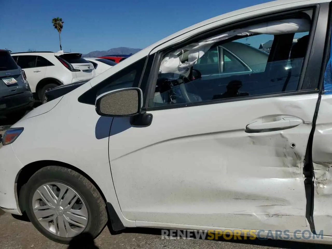 7 Photograph of a damaged car 3HGGK5H48LM711123 HONDA FIT 2020