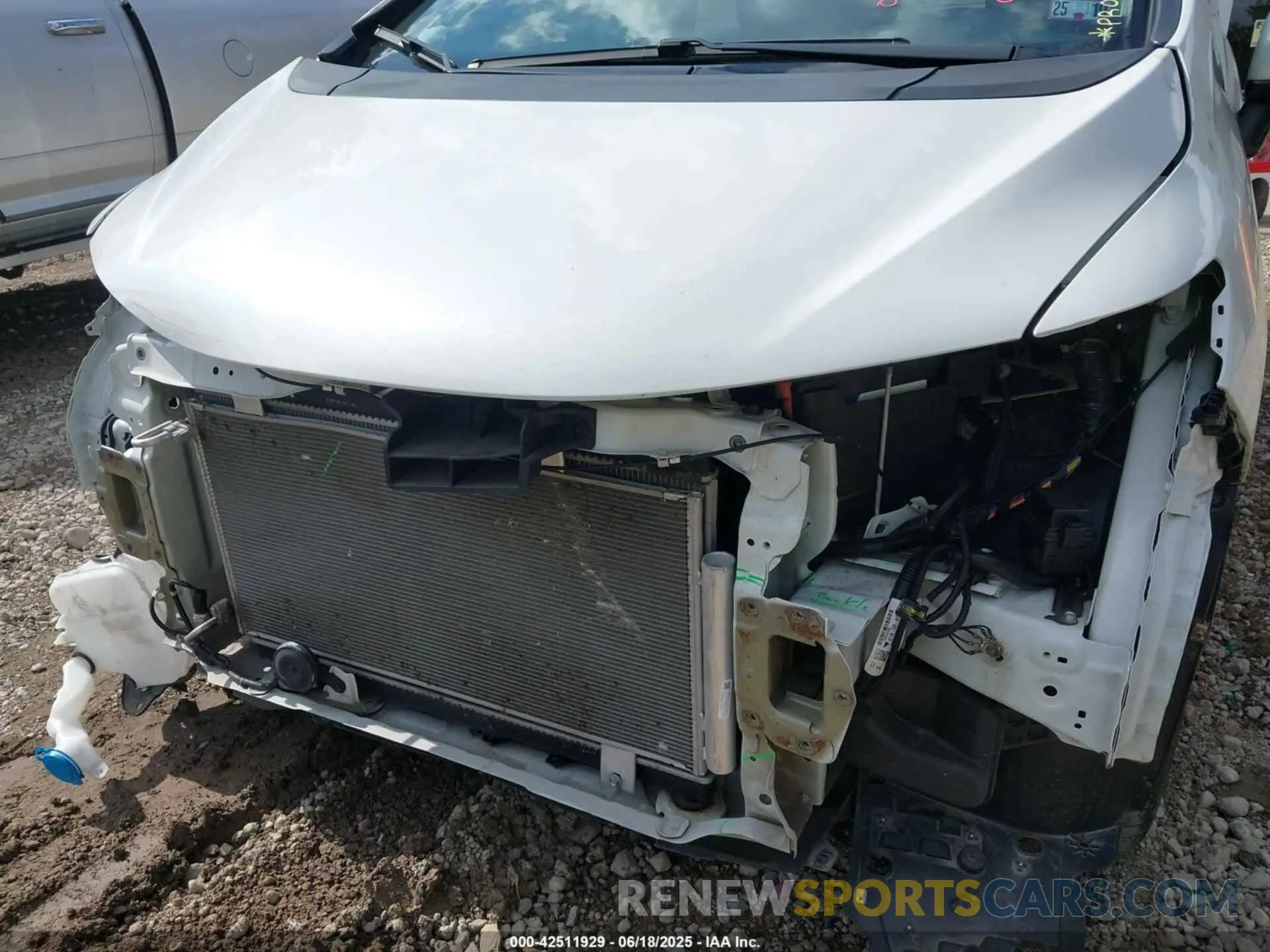 18 Photograph of a damaged car 3HGGK5H48LM728827 HONDA FIT 2020