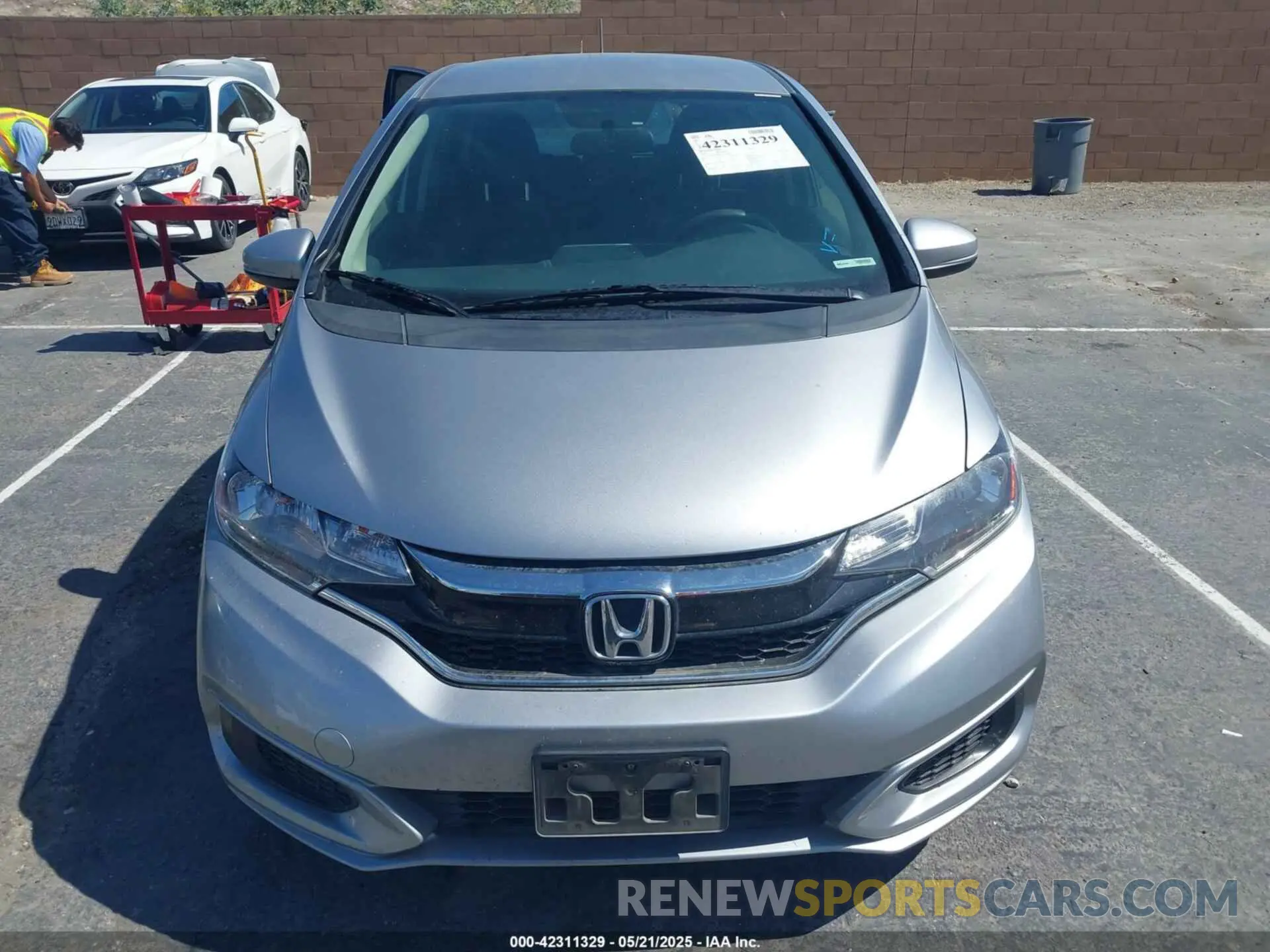 12 Photograph of a damaged car 3HGGK5H48LM730268 HONDA FIT 2020