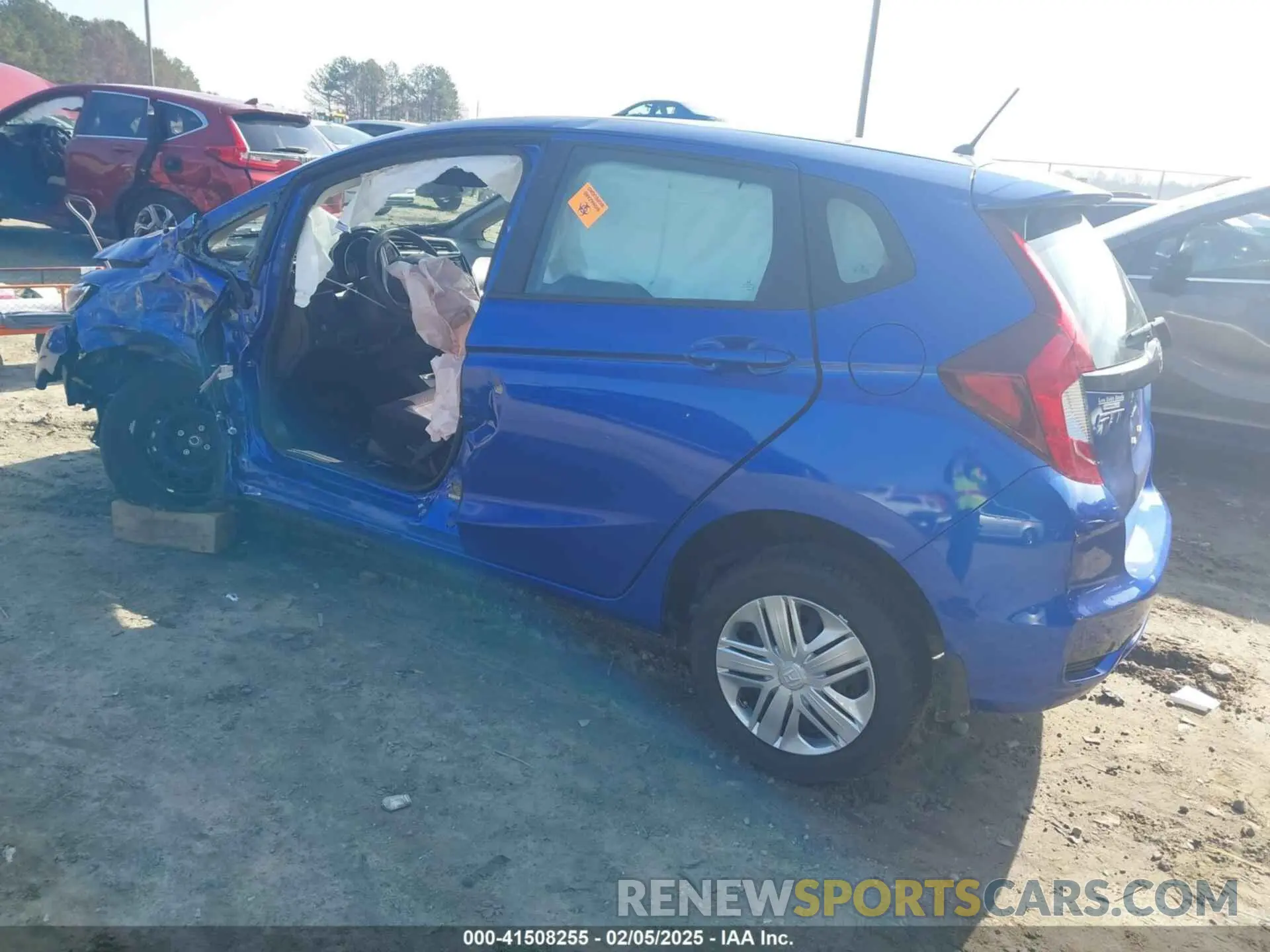 3 Photograph of a damaged car 3HGGK5H49LM708022 HONDA FIT 2020