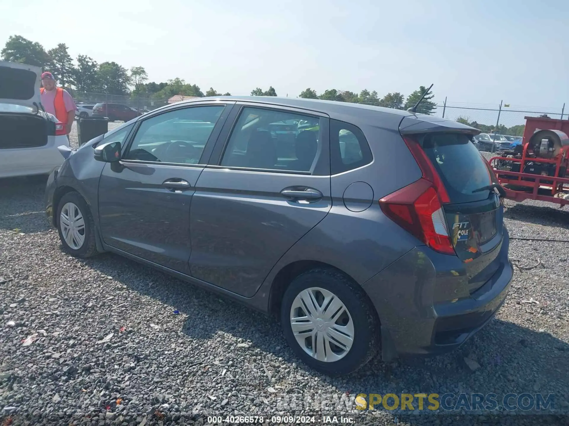 3 Photograph of a damaged car 3HGGK5H49LM712720 HONDA FIT 2020