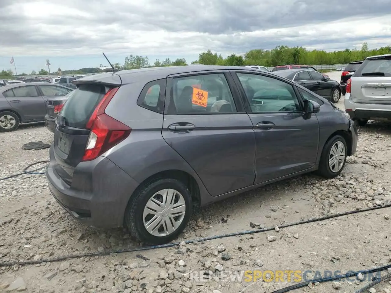 3 Photograph of a damaged car 3HGGK5H49LM723393 HONDA FIT 2020