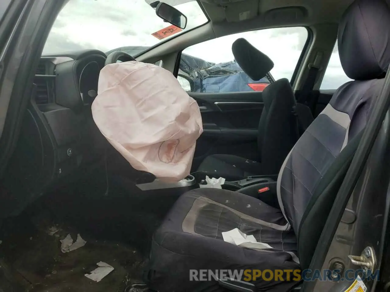 7 Photograph of a damaged car 3HGGK5H49LM723393 HONDA FIT 2020