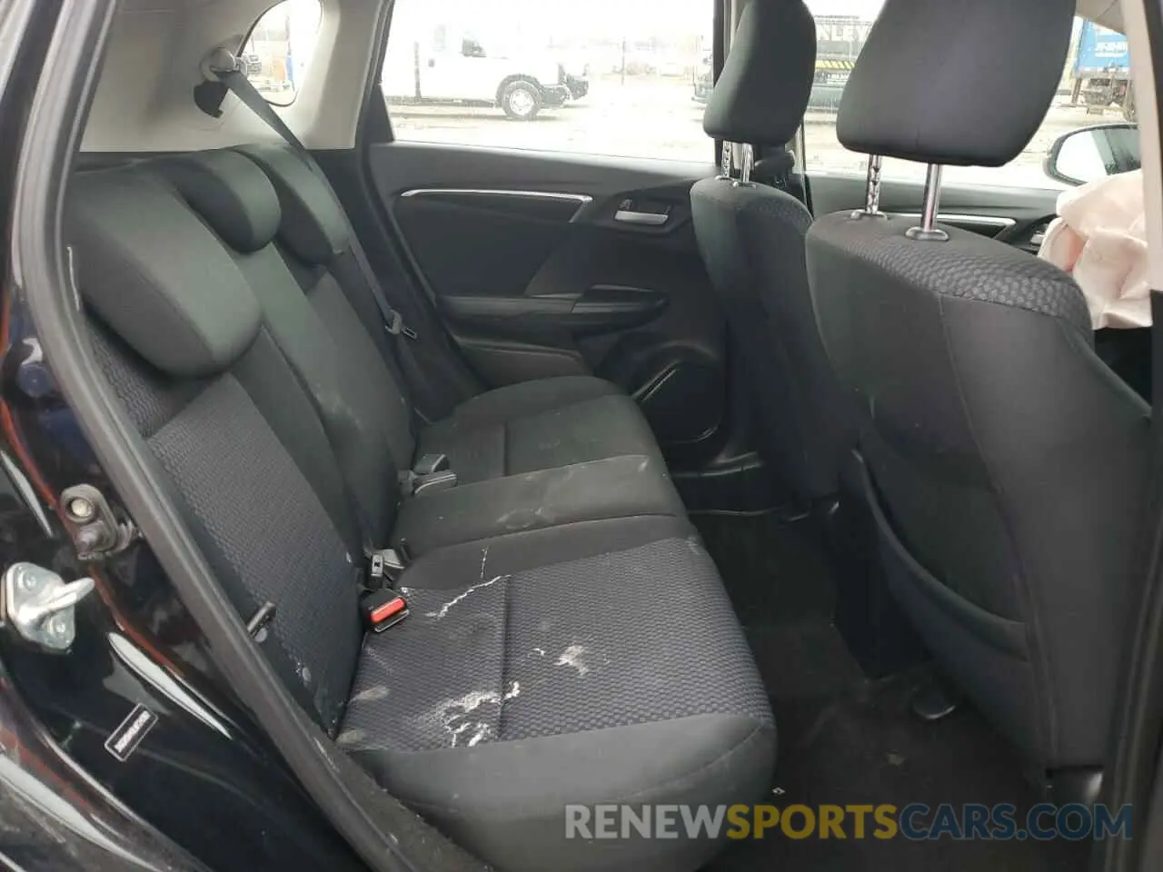 12 Photograph of a damaged car 3HGGK5H49LM724382 HONDA FIT 2020