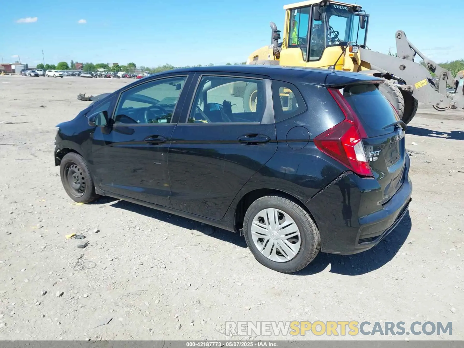 3 Photograph of a damaged car 3HGGK5H4XLM705176 HONDA FIT 2020