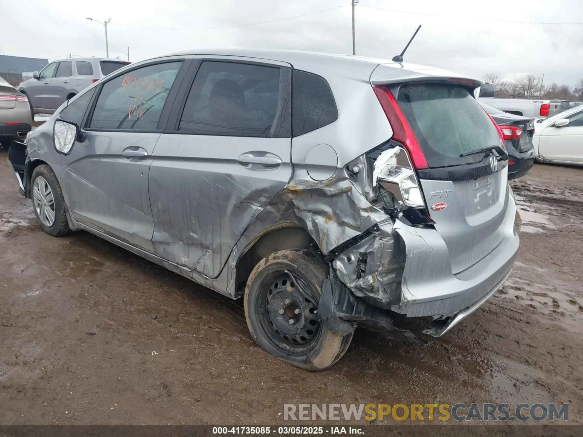 3 Photograph of a damaged car 3HGGK5H4XLM716002 HONDA FIT 2020