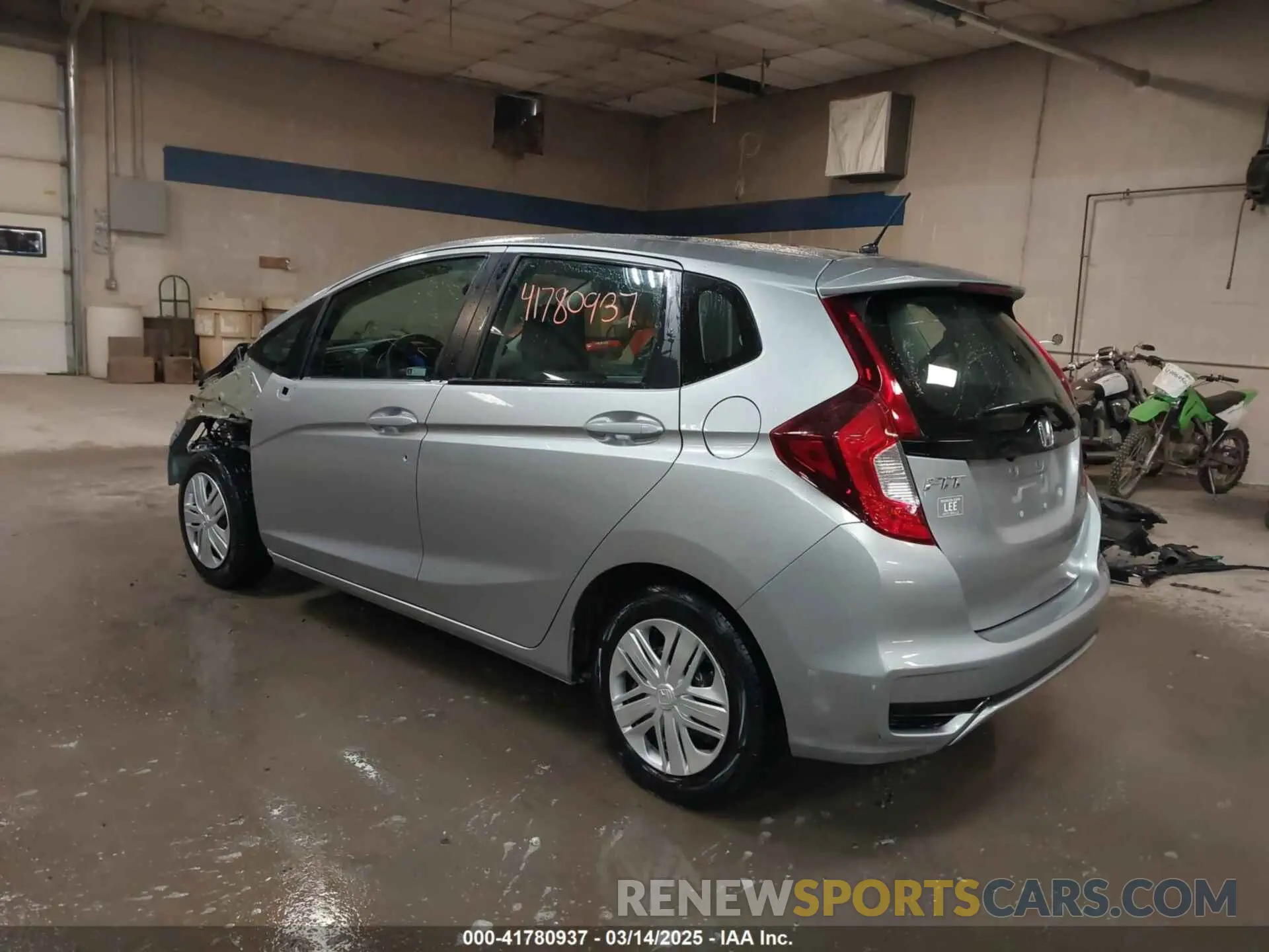3 Photograph of a damaged car 3HGGK5H4XLM724178 HONDA FIT 2020