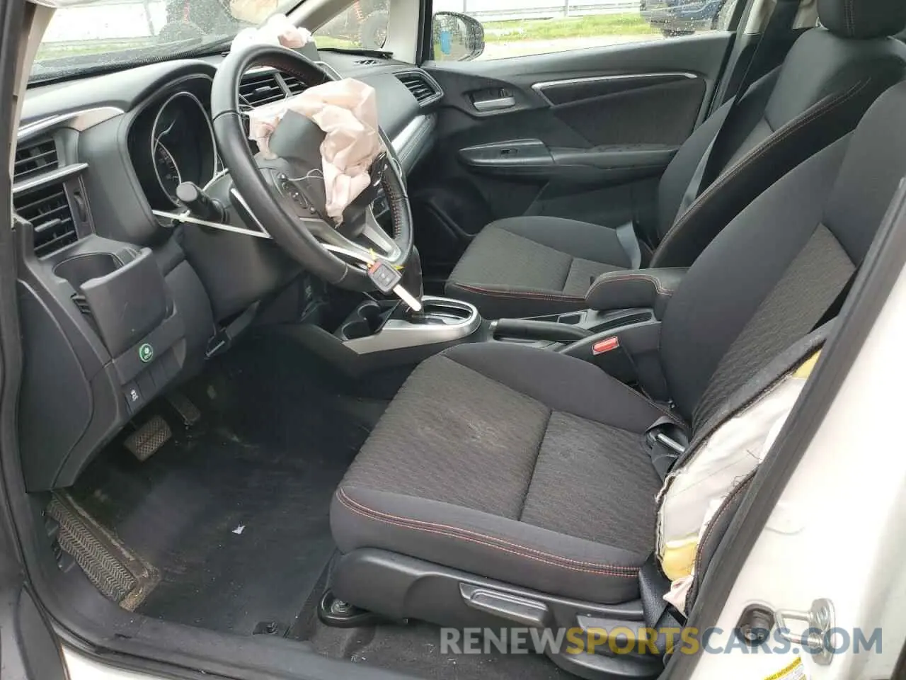 7 Photograph of a damaged car 3HGGK5H60LM715068 HONDA FIT 2020